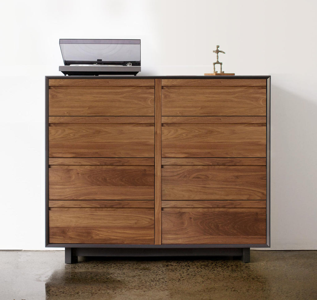 https://a.1stdibscdn.com/modern-double-lp-storage-cabinet-for-sale-picture-3/f_27523/f_77857331566312380663/Aero_51_inch_double_DD_GRYWAL_master.jpg
