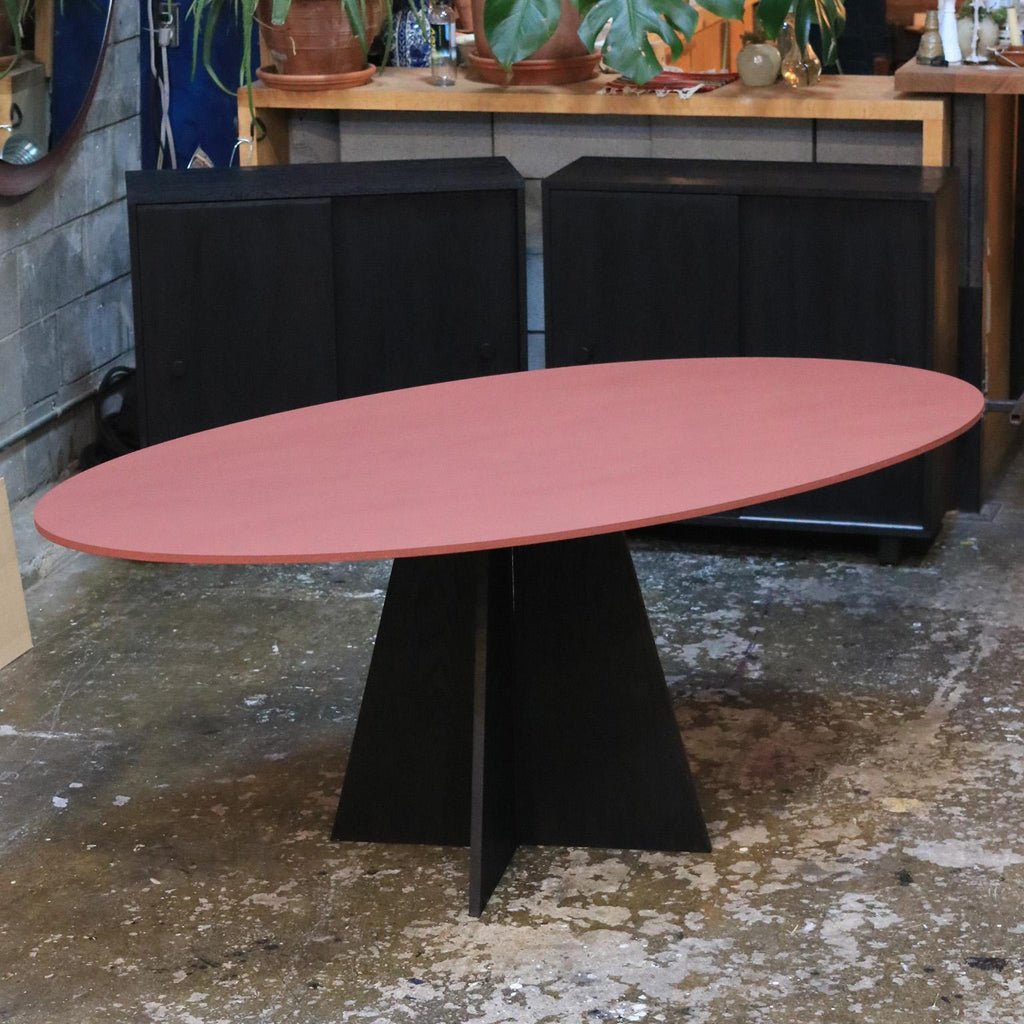 https://a.1stdibscdn.com/aether-oval-dining-table-with-pedestal-base-for-sale-picture-4/f_48391/f_375807121702650655668/Aether_Table_detail_4_master.jpg