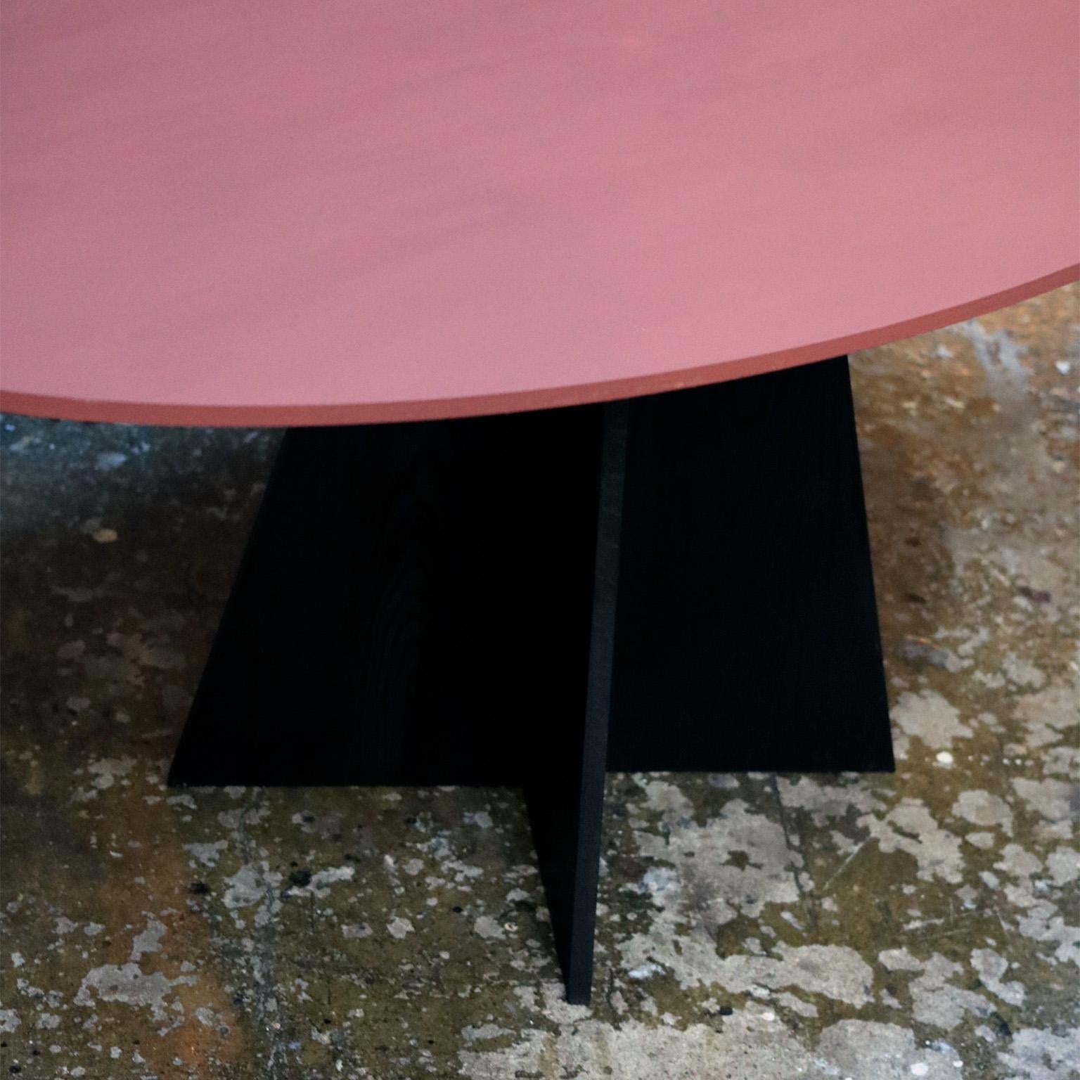 https://a.1stdibscdn.com/aether-oval-dining-table-with-pedestal-base-for-sale-picture-5/f_48391/f_375807121702650655626/Aether_Table_detail_master.jpg