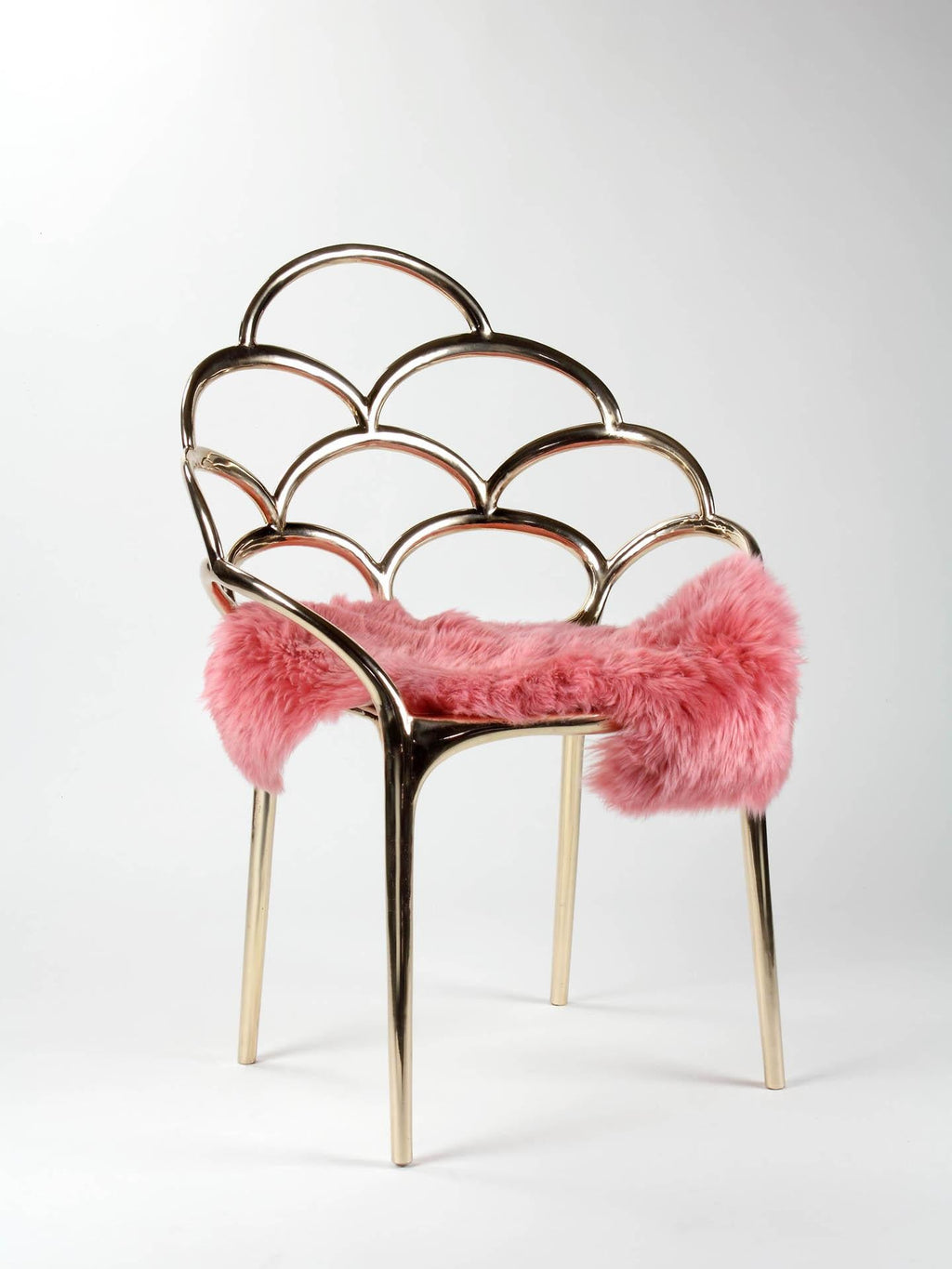 https://a.1stdibscdn.com/chair-dining-room-armchair-gold-cast-bronze-mirror-polished-collectible-design-for-sale-picture-11/f_22003/f_263132021638174356175/Alpemare_BarberiniandGunnell_13_1_master.jpg