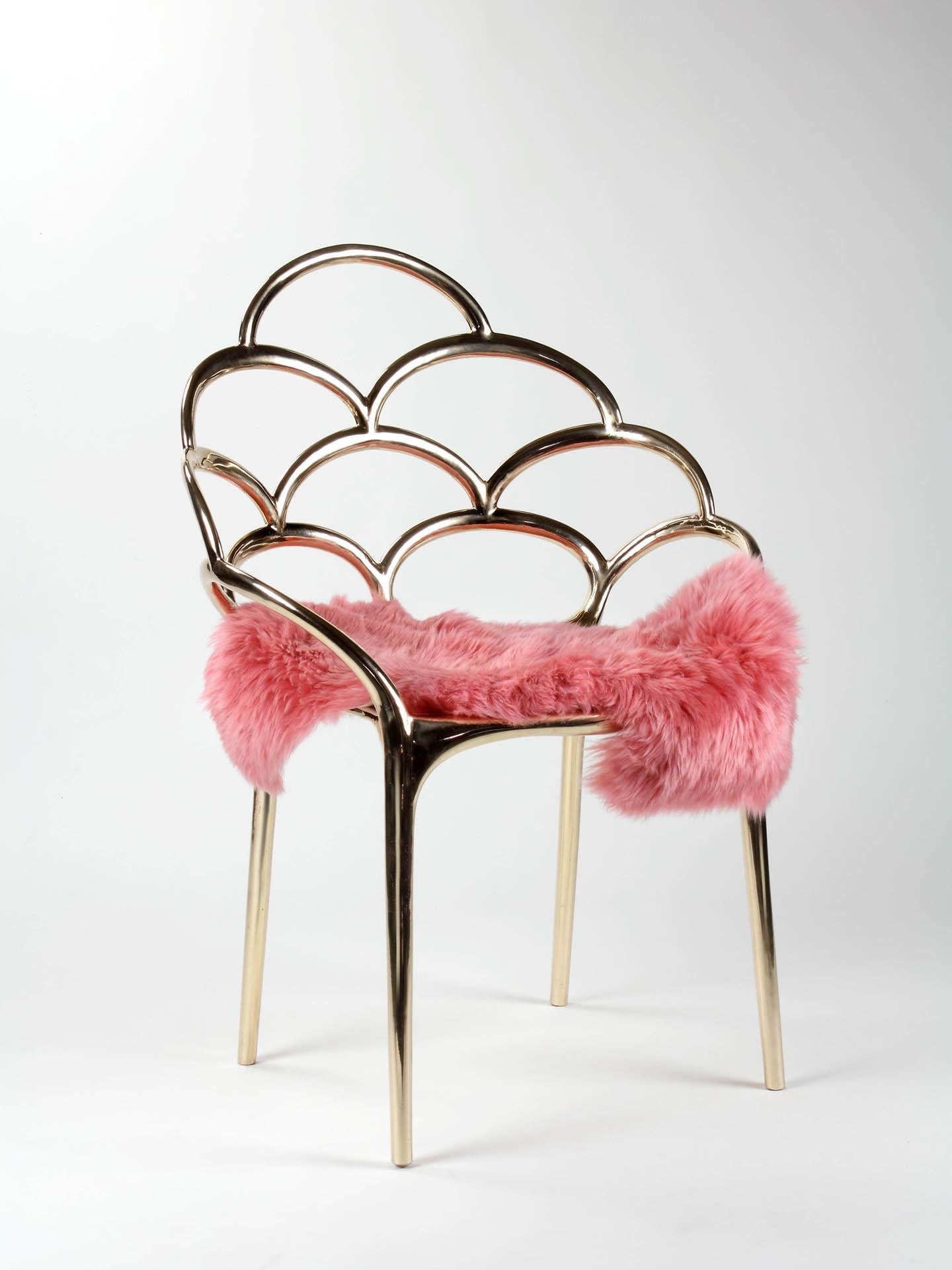 https://a.1stdibscdn.com/chair-dining-room-armchair-gold-cast-bronze-mirror-polished-collectible-design-for-sale-picture-11/f_22003/f_263132021638174356175/Alpemare_BarberiniandGunnell_13_1_master.jpg