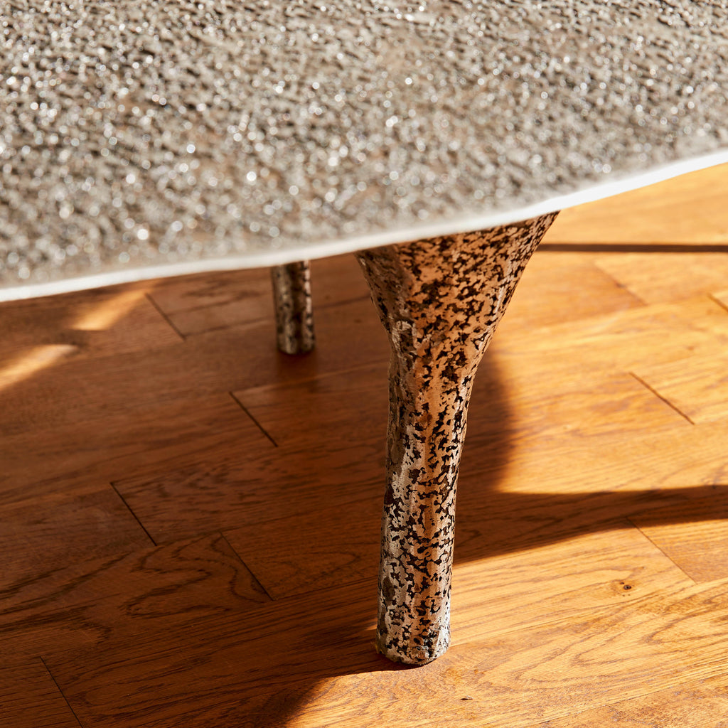 https://a.1stdibscdn.com/long-coffee-table-by-chanel-for-sale-picture-4/f_9680/f_449633121746961896783/Amb_Table_basse_metal_detail_2_A_master.jpg