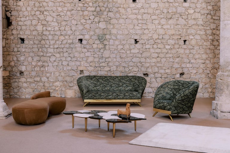 https://a.1stdibscdn.com/cambridge-loveseat-sofa-in-the-style-of-1930s-handmade-portugal-by-greenapple-for-sale-picture-5/f_53532/f_399732121717171478975/Ambiente_847_1__master.jpg?width=768