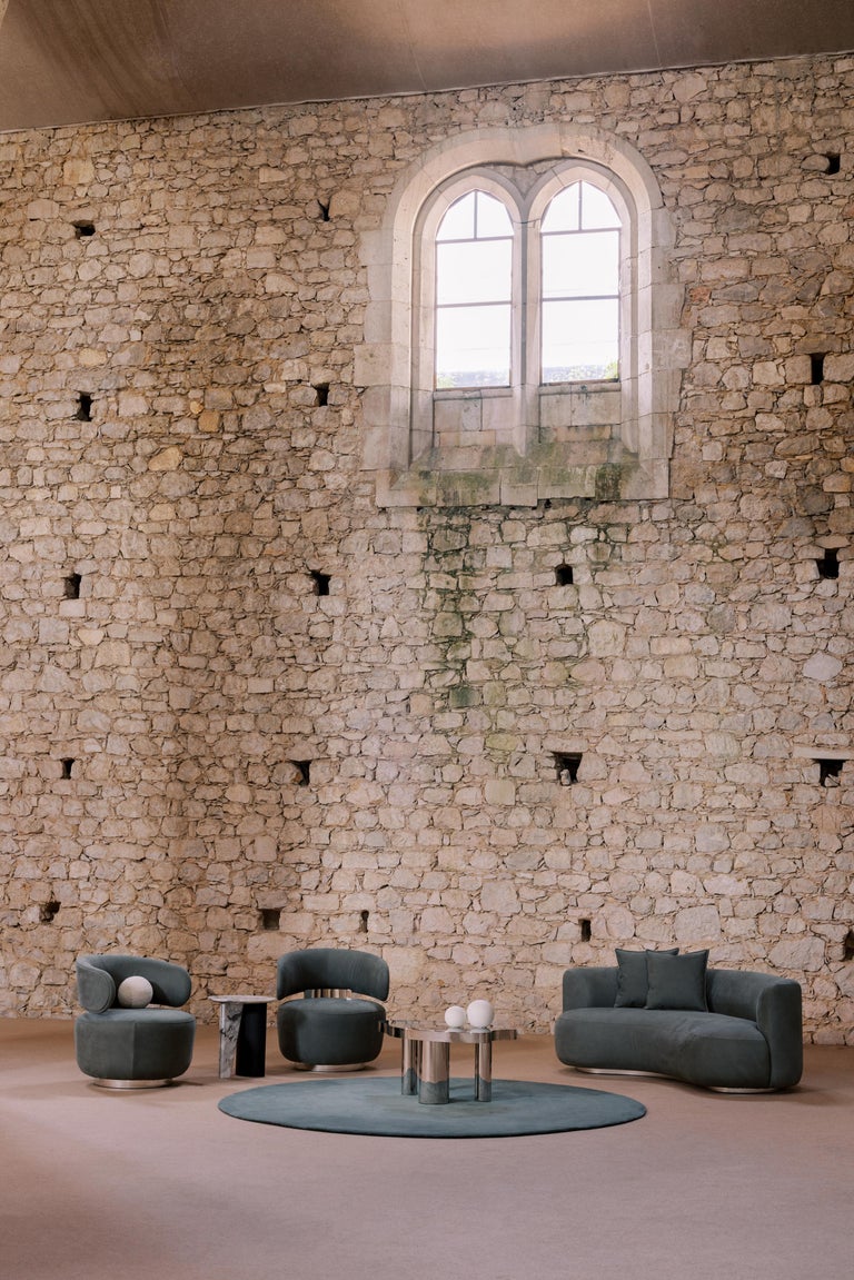 https://a.1stdibscdn.com/mid-century-modern-caju-lounge-chair-swivel-leather-boucle-greenapple-for-sale-picture-8/f_53532/f_441339821742496535125/Ambiente_849_2__master.jpg?width=768
