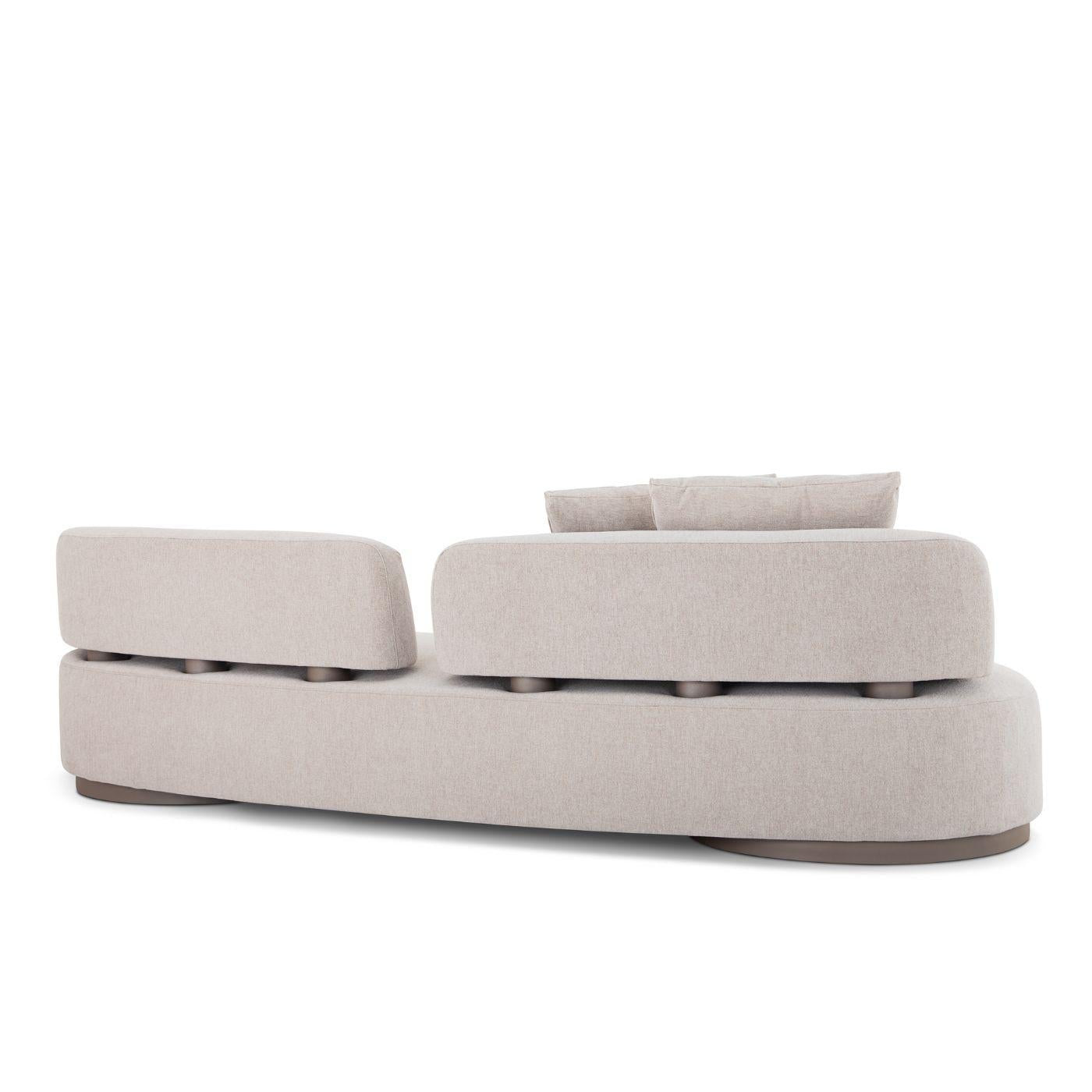 https://a.1stdibscdn.com/amsterda-organic-sofa-in-aluminum-and-fabric-for-sale-picture-3/f_106322/f_470468021760475801256/Amesterd_02_master.jpg