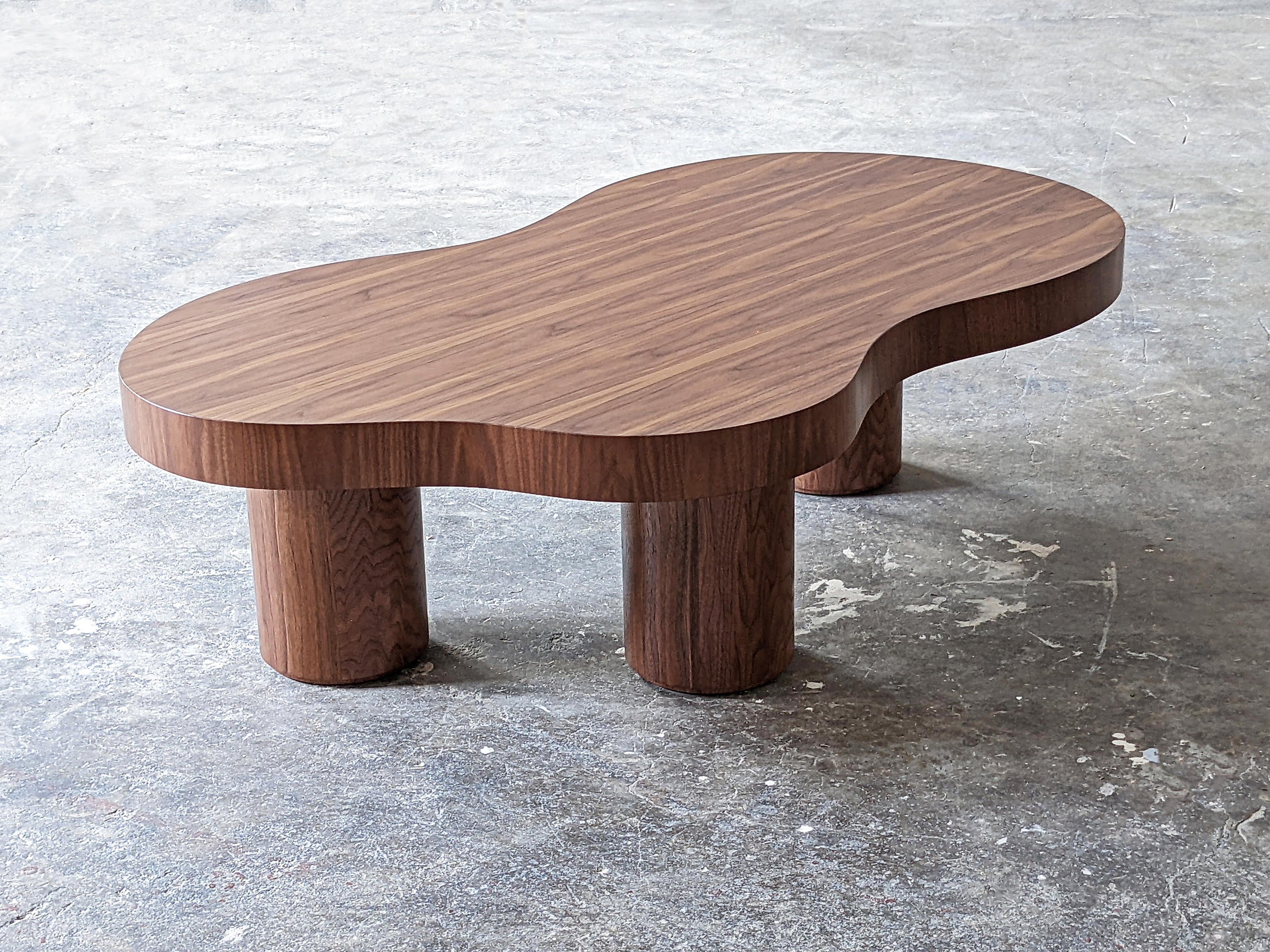 https://a.1stdibscdn.com/amoeba-walnut-coffee-table-for-sale-picture-3/f_20093/f_320162921672677875538/Amoeba_Table_2_master.jpg