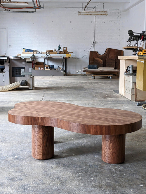https://a.1stdibscdn.com/amoeba-walnut-coffee-table-for-sale-picture-2/f_20093/f_320162921672677874682/Amoeba_Table_3_master.jpg