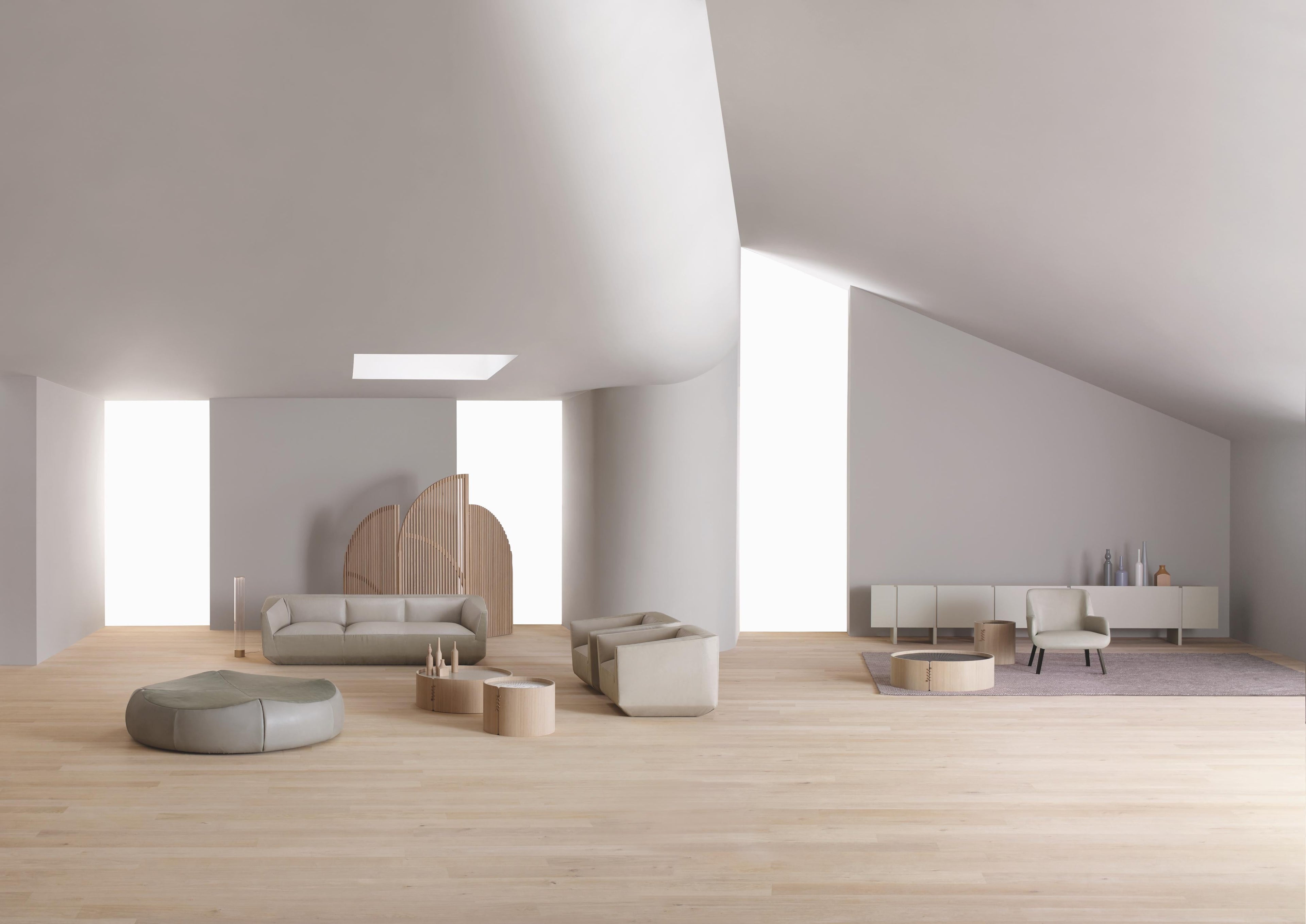 https://a.1stdibscdn.com/contemporary-sofa-panis-by-amura-lab-setup-3-nobilis-25-for-sale-picture-3/f_31233/f_333020621678874154896/Amura_Lab_Panis_Sofa_Savannah_Bay_Gallery_copie_3_master.jpg