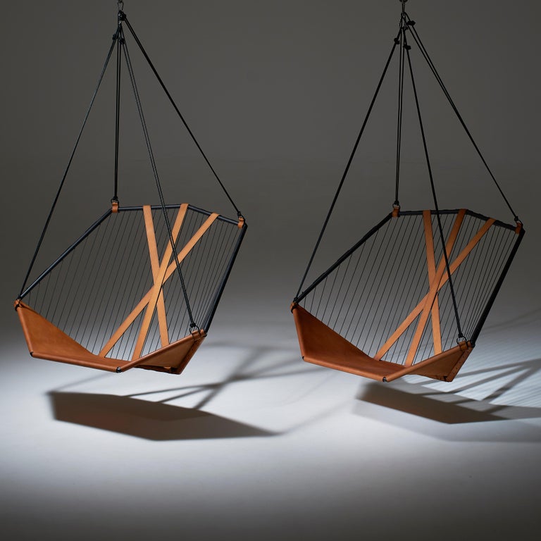 https://a.1stdibscdn.com/genuine-leather-modern-angular-suspended-sling-chair-for-sale-picture-4/f_32773/f_304216121663153558798/Angular_Sling_3_master.jpg?width=768