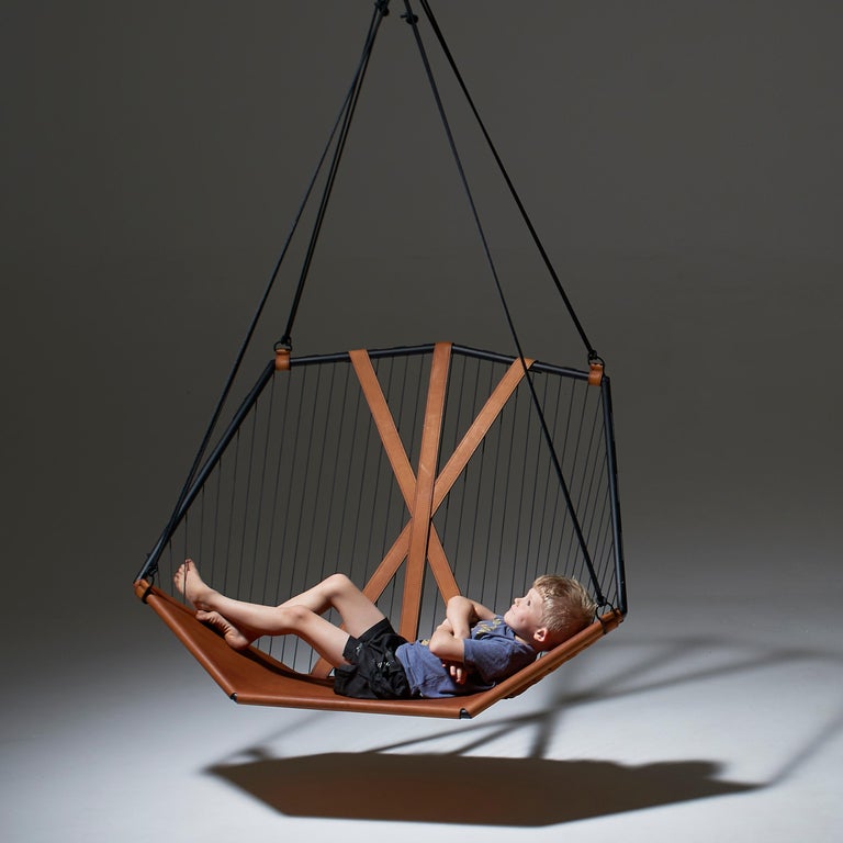 https://a.1stdibscdn.com/genuine-leather-modern-angular-suspended-sling-chair-for-sale-picture-7/f_32773/f_304216121663153559094/Angular_Sling_6_master.jpg?width=768