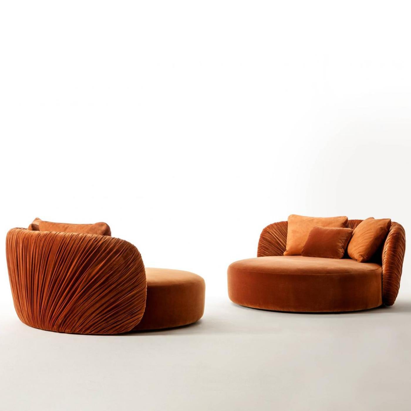 https://a.1stdibscdn.com/drape-round-orange-sofa-for-sale-picture-3/f_17062/f_261619421637150407189/AnyConv_com_qcvdlpi0fbvyktv07bf8qymdijjs_master.jpg