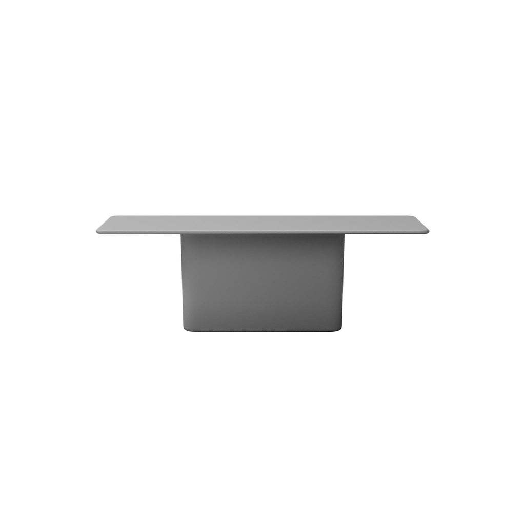https://a.1stdibscdn.com/grey-resin-outdoor-table-for-sale-picture-4/f_27693/f_267496521641477660828/Apolo_table_front_master.jpg