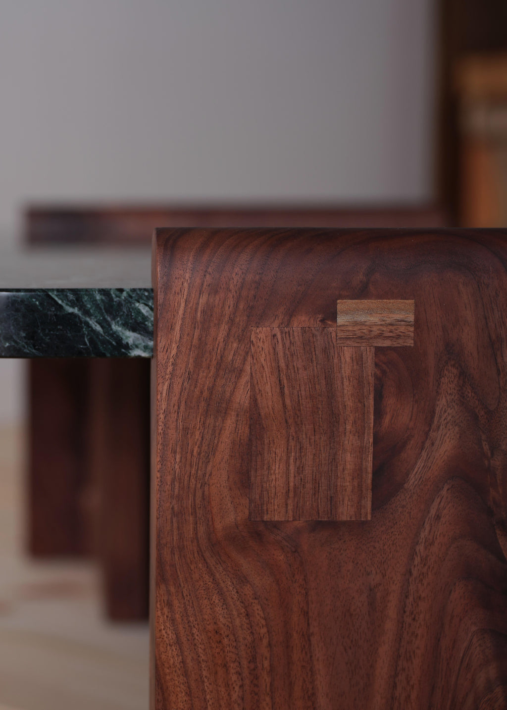https://a.1stdibscdn.com/arcana-coffee-table-for-sale-picture-4/f_106752/f_471331621761056057323/ArcanaCoffee_3_master.jpg