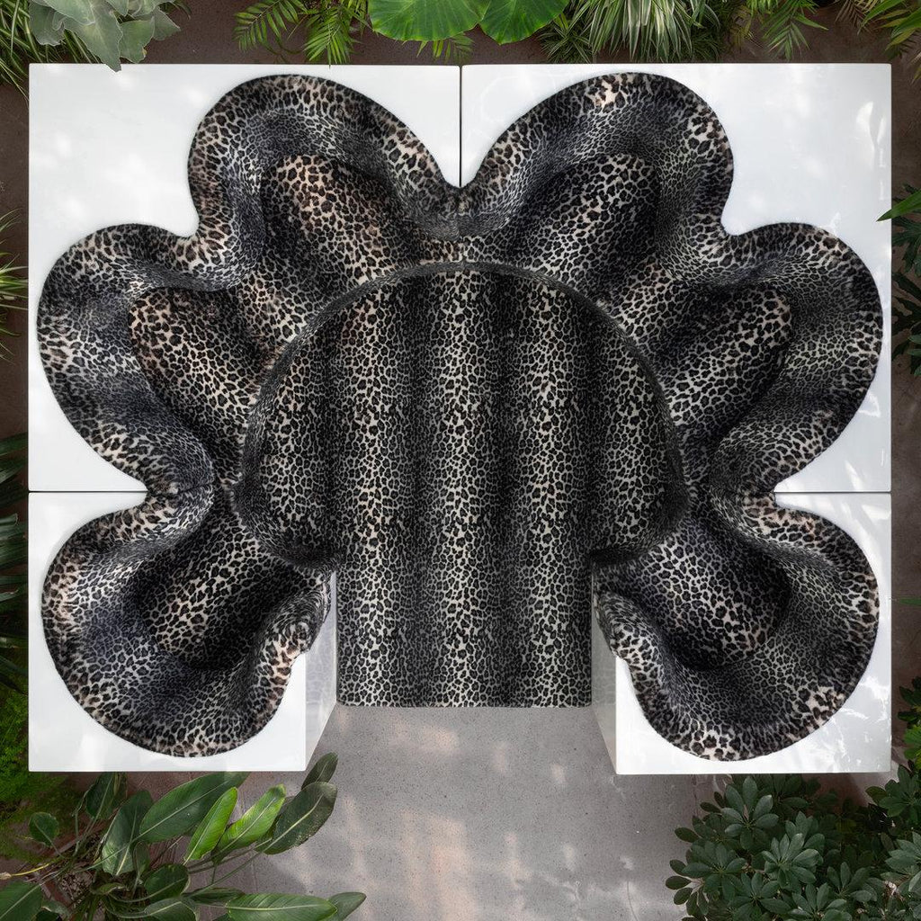 https://a.1stdibscdn.com/poltronova-safari-sofa-by-archizoom-associati-for-sale-picture-4/f_16392/f_413175121725379024731/Archizoom_Associati_Safari_Centro_Studi_Poltronovas_S02_master.jpg