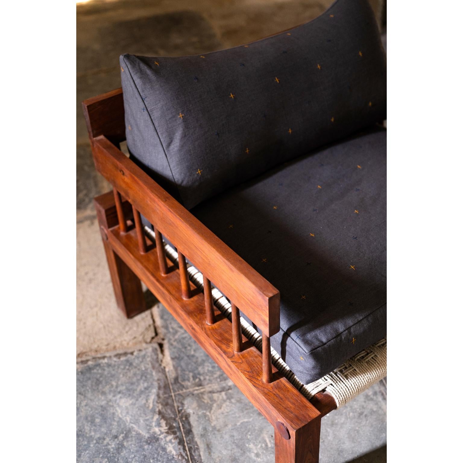 https://a.1stdibscdn.com/elephant-armchair-in-oiled-teak-woven-cotton-rope-upholstery-by-evam-for-sale-picture-3/f_12192/f_470751321760636616791/Arm_Chair_102_master.jpg
