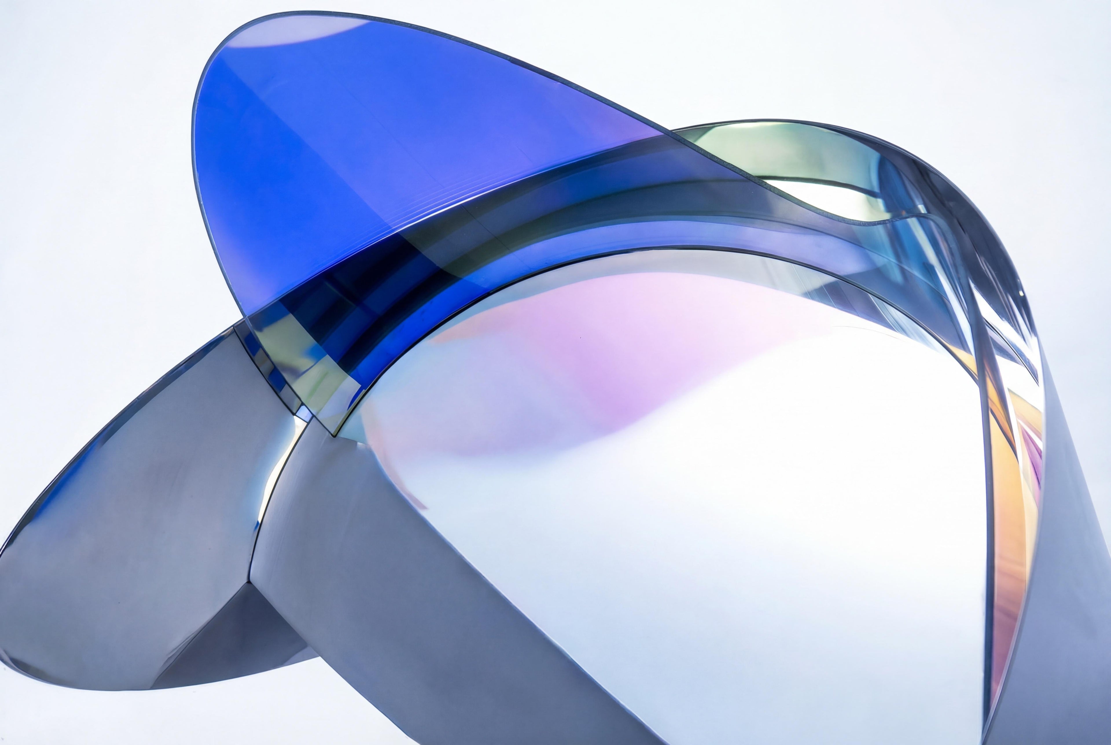 https://a.1stdibscdn.com/sculptural-dichroic-glass-armchair-by-oda-lik-studio-for-sale-picture-7/f_12192/f_492633121773756848388/Armchair_A01_06_master.jpg