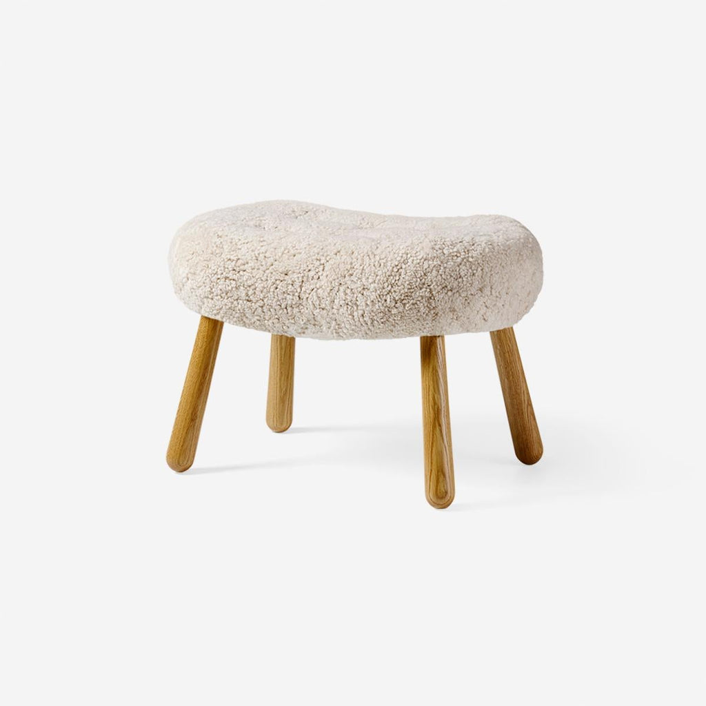 https://a.1stdibscdn.com/arnold-madsen-sheepskin-clam-chair-stool-for-sale-picture-7/f_13332/f_425325721732925310375/ArnoldMadsen_Clam_Stool_SK_Moonlight_Oiled_Oak_Angle_master.jpg