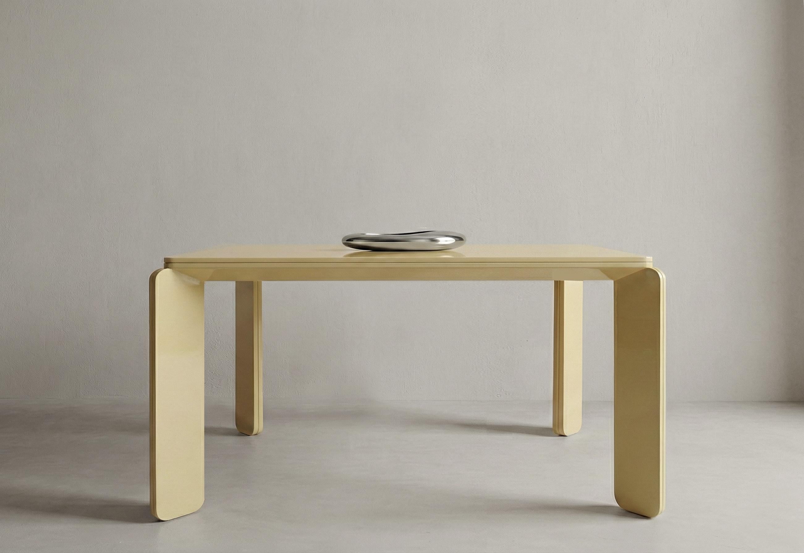 https://a.1stdibscdn.com/ron03-dining-table-for-sale-picture-2/f_108562/f_490817321772706286442/Around_furn_0011_master.jpg