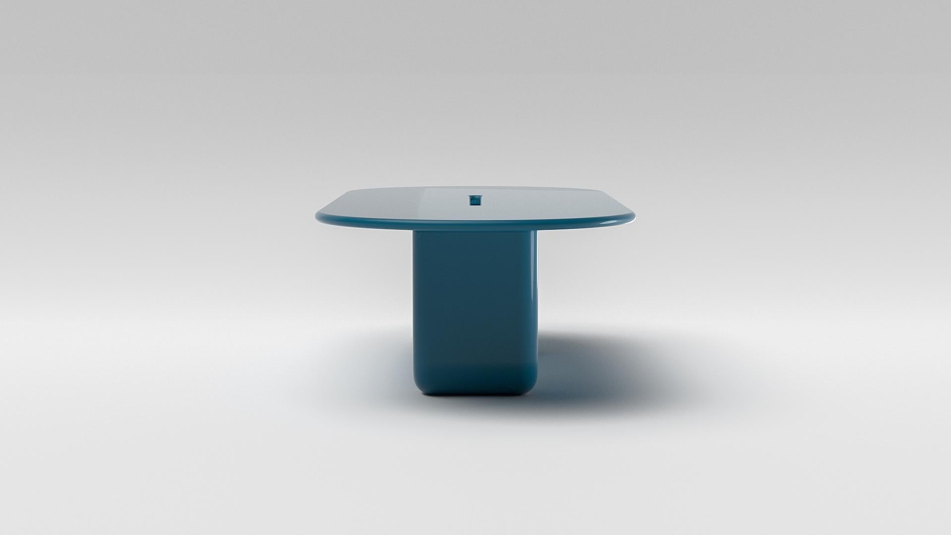 https://a.1stdibscdn.com/solid-lacquered-dining-table-by-arthur-vallin-for-sale-picture-7/f_70152/f_352087421689238296041/ArthurVallin_ChubbyTable_Lacquer_6_master.jpg