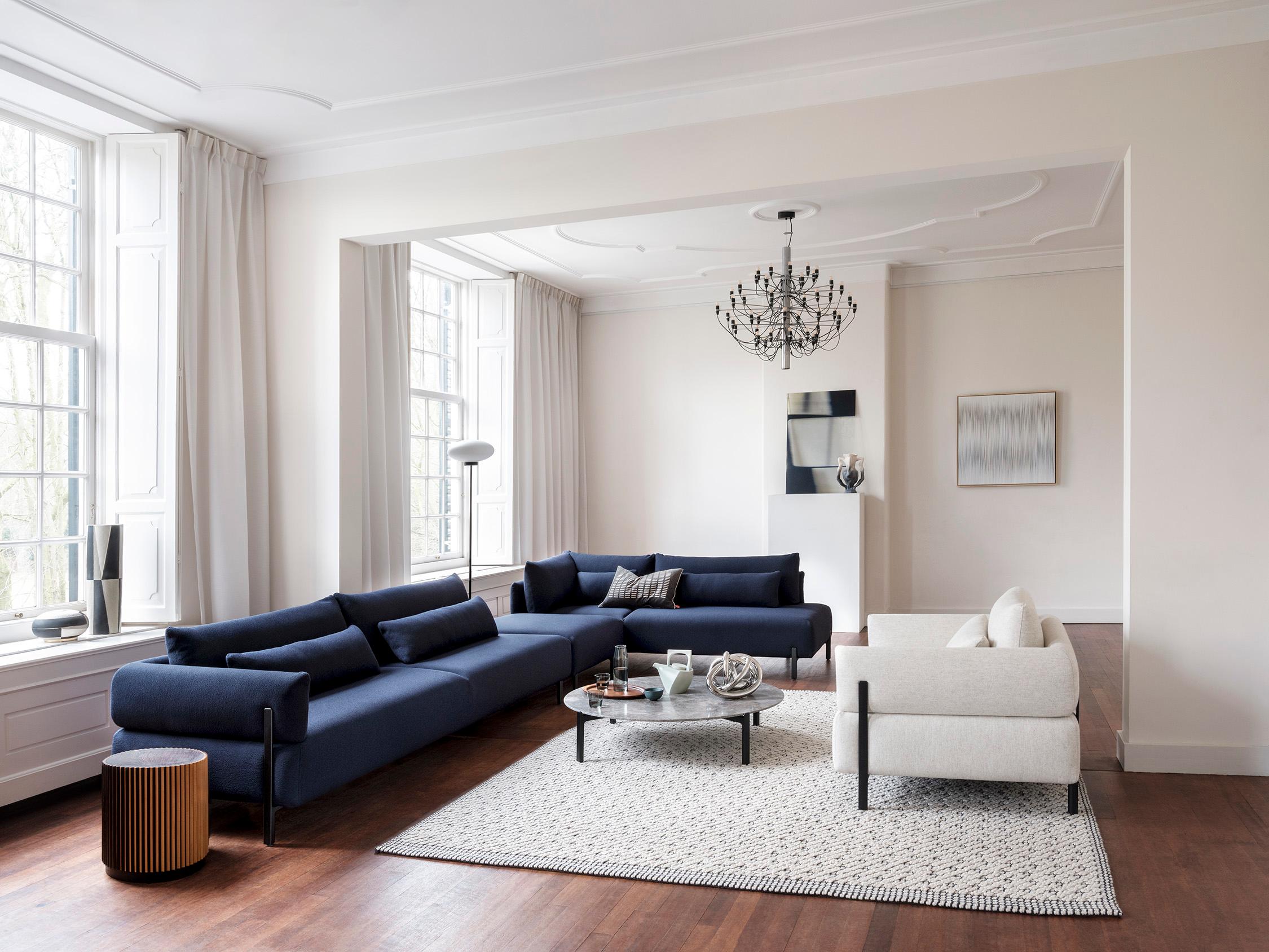 https://a.1stdibscdn.com/customizable-artifort-forte-sofa-by-studio-stefan-scholten-for-sale-picture-2/f_44642/f_403784021719521360084/Artifort_Forte_1A_lr_master.jpg