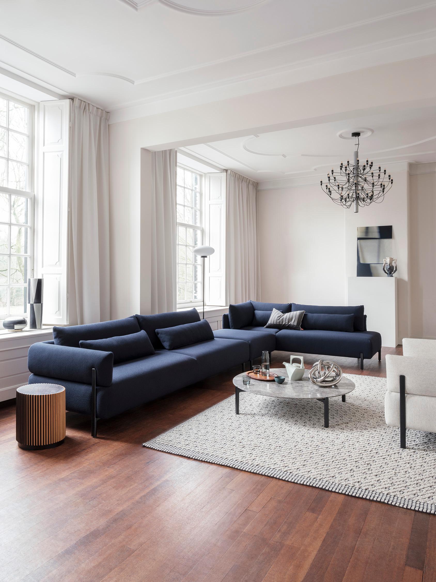 https://a.1stdibscdn.com/customizable-artifort-forte-sofa-by-studio-stefan-scholten-for-sale-picture-3/f_44642/f_403784021719521360082/Artifort_Forte_1B_lr_master.jpg