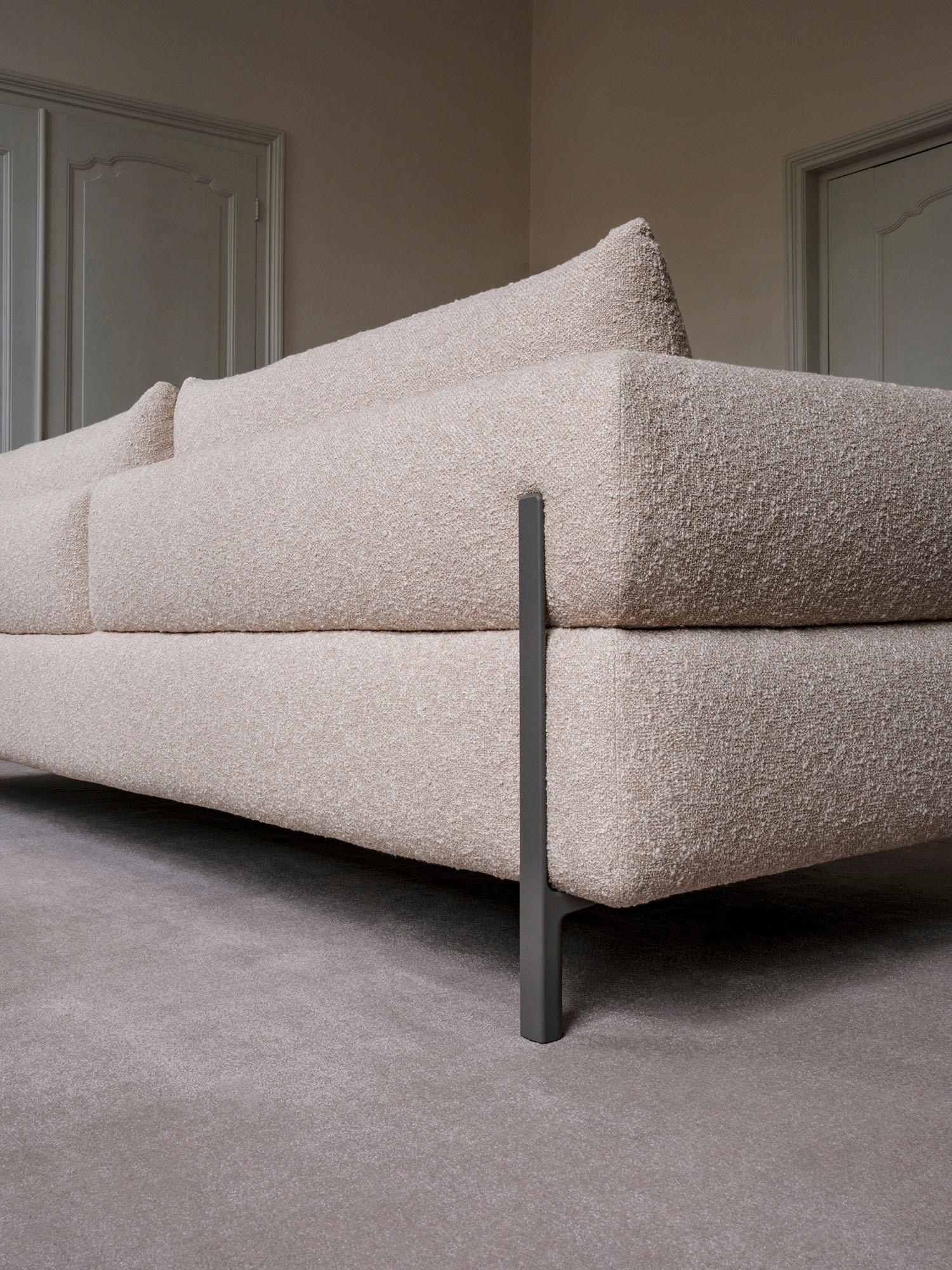 https://a.1stdibscdn.com/customizable-artifort-forte-sofa-by-studio-stefan-scholten-for-sale-picture-11/f_44642/f_403784021719521360850/Artifort_Forte_3C_lr_master.jpg