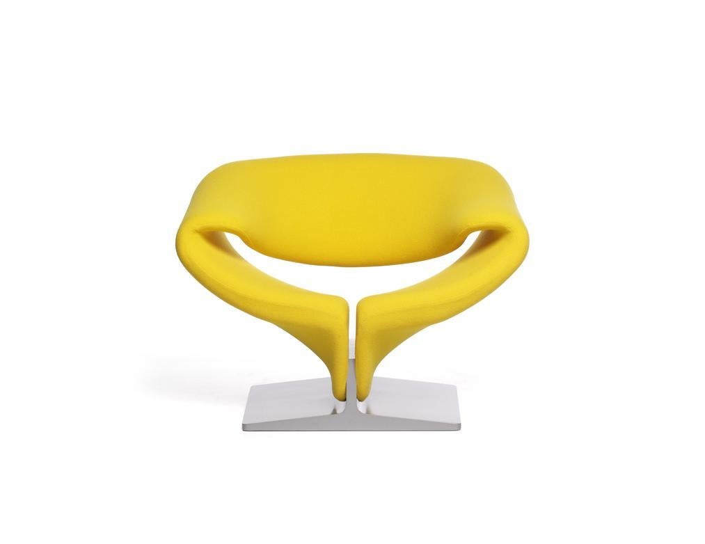 https://a.1stdibscdn.com/customizable-artifort-ribbon-chair-by-pierre-paulin-for-sale-picture-11/f_44642/f_142633211745256841951/Artifort_Ribbon_3A_HR_master.jpg