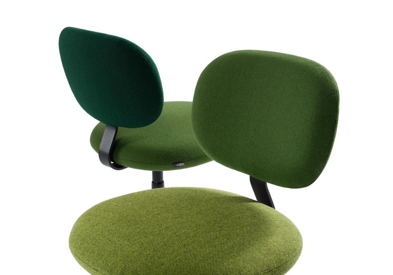 https://a.1stdibscdn.com/customizable-artifort-vega-chair-by-jasper-morrison-for-sale-picture-6/f_44642/f_452942221748949320109/Artifort_Vega_Chair_cross_1E_MR_master.jpg?width=768