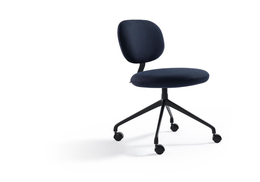 https://a.1stdibscdn.com/customizable-artifort-vega-armchair-by-jasper-morrison-for-sale-picture-8/f_44642/f_452937621748947857101/Artifort_Vega_Chair_cross_2A_MR_master.jpg