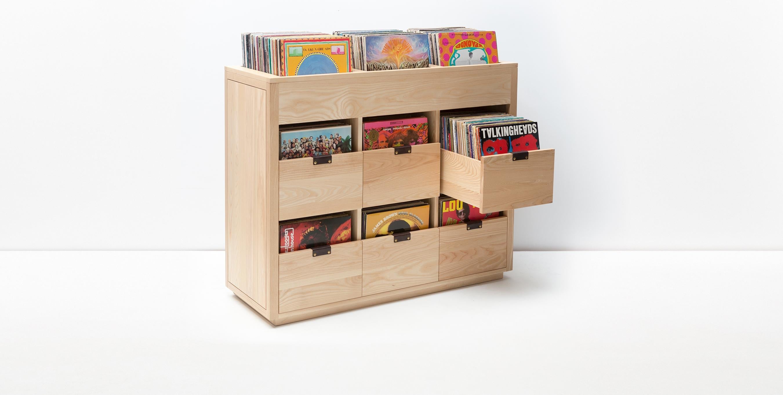 https://a.1stdibscdn.com/dovetail-3-x-1-vinyl-storage-cabinet-for-sale-picture-7/f_27523/f_95755531562873122998/AshDovetailThreeQuarterOpenWide_master.jpg