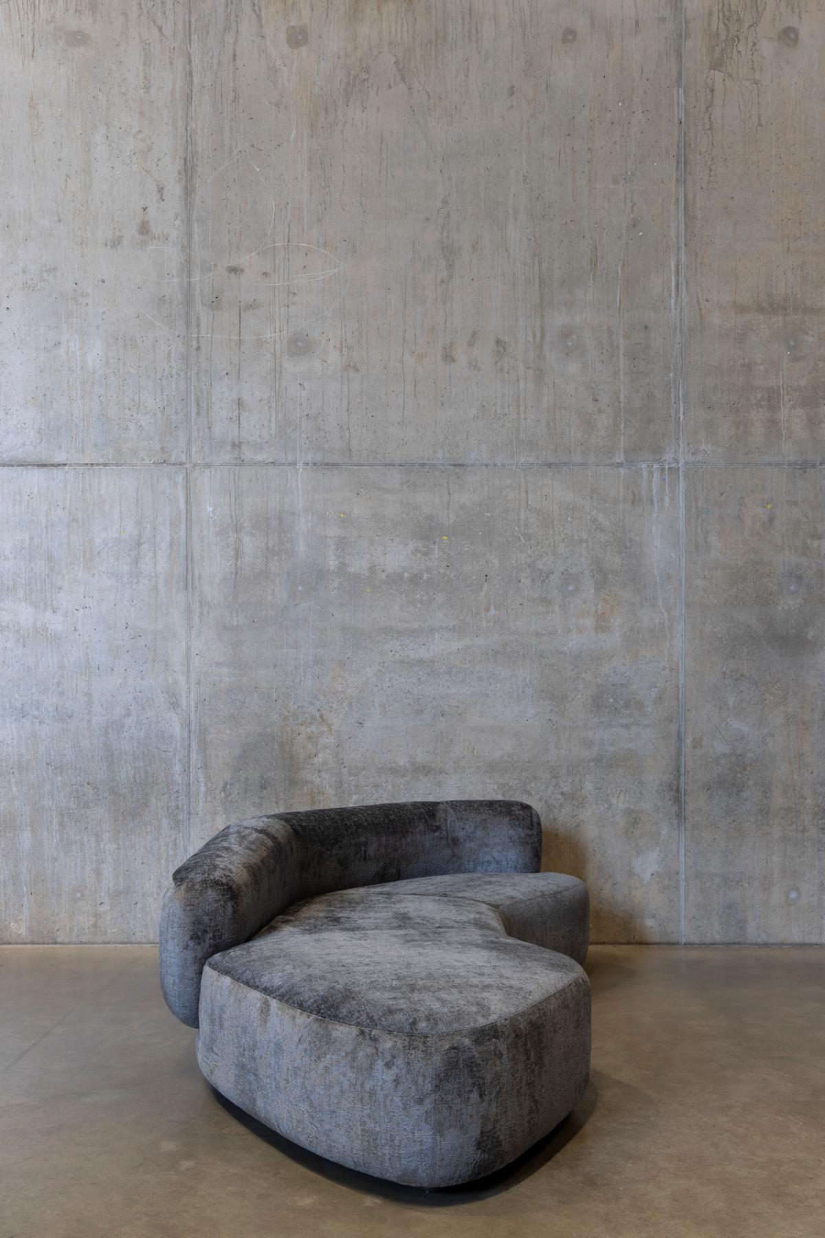 https://a.1stdibscdn.com/attilio-handcrafted-sofa-by-rytsola-finnish-italian-design-for-sale-picture-6/f_106372/f_492288521773482584888/Attilio_6_LR_master.JPG