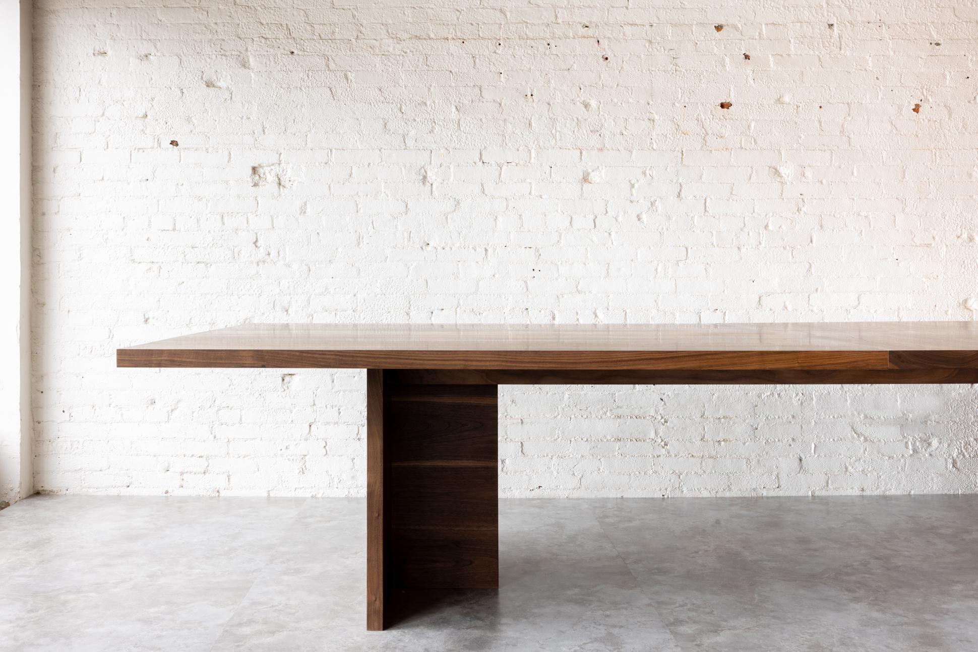 https://a.1stdibscdn.com/georgia-solid-walnut-conference-table-by-autonomous-furniture-for-sale-picture-4/f_77532/f_385798221708960530526/Autonomous_02_03_22_0008_master.jpg