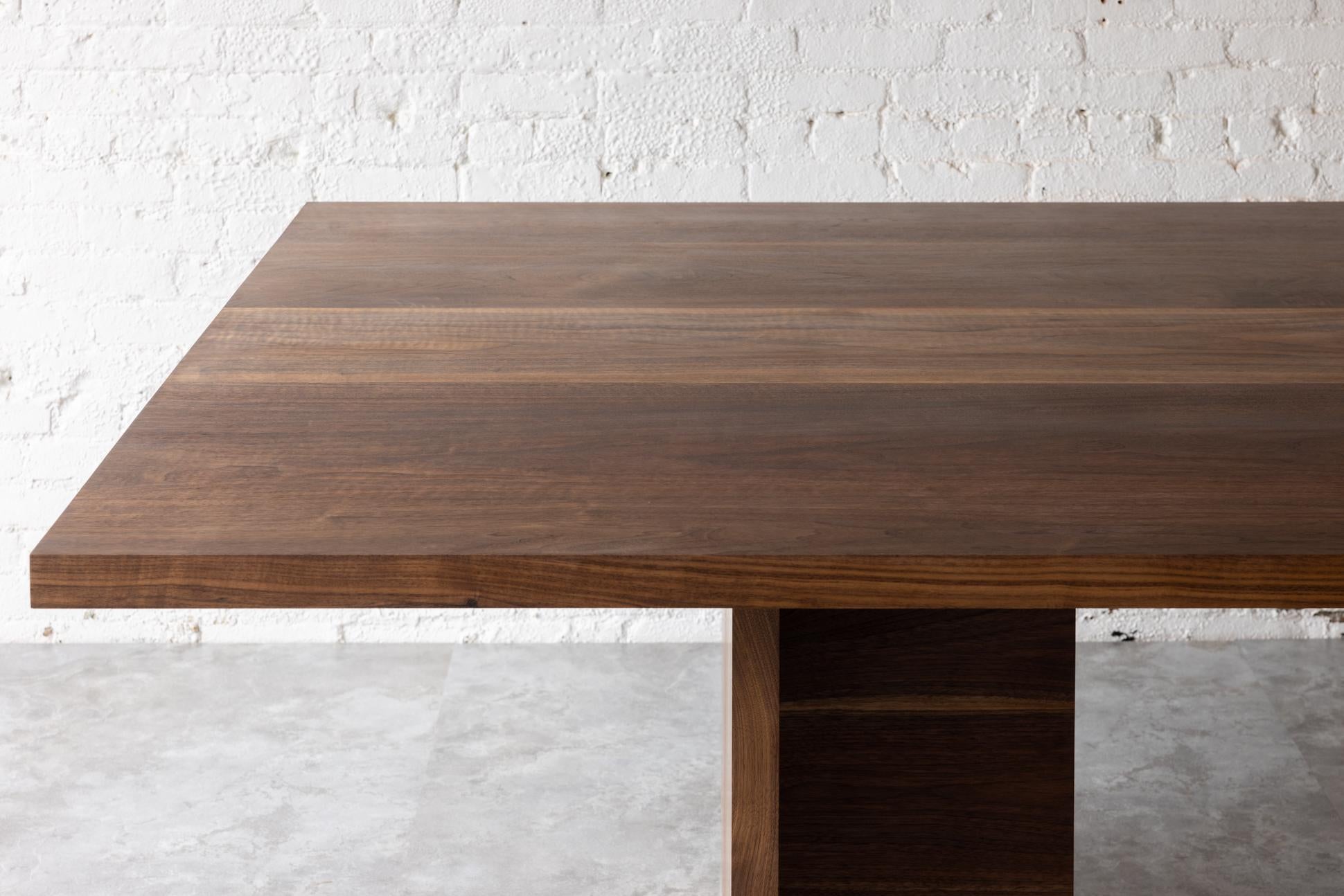 https://a.1stdibscdn.com/georgia-solid-walnut-conference-table-by-autonomous-furniture-for-sale-picture-7/f_77532/f_385798221708960584680/Autonomous_02_03_22_0009_master.jpg