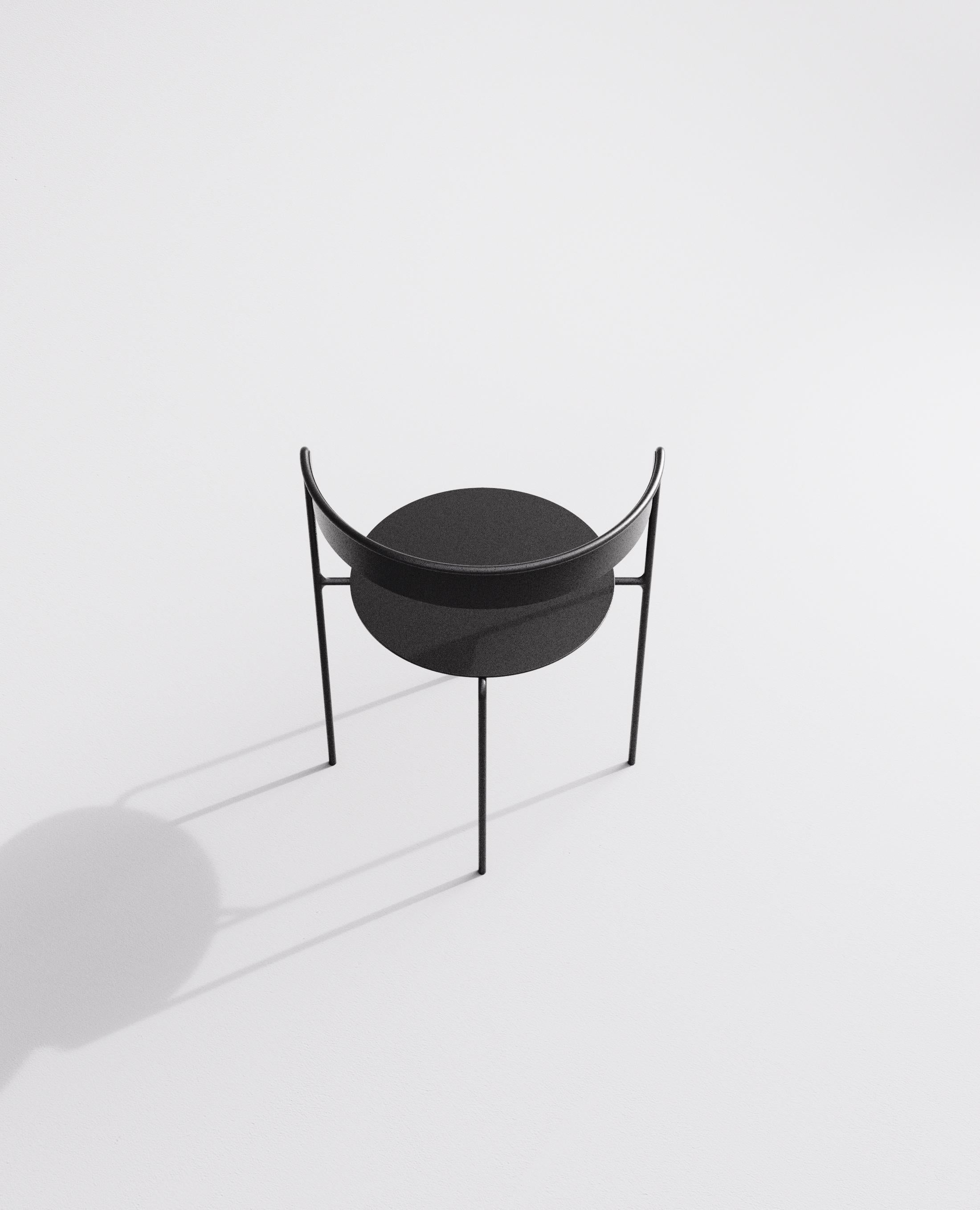 https://a.1stdibscdn.com/avoa-chair-o-handmade-edition-o-in-steel-by-pedro-paulo-venzon-for-sale-picture-2/f_41681/f_241240021628248799056/Avoa_01_master.jpg