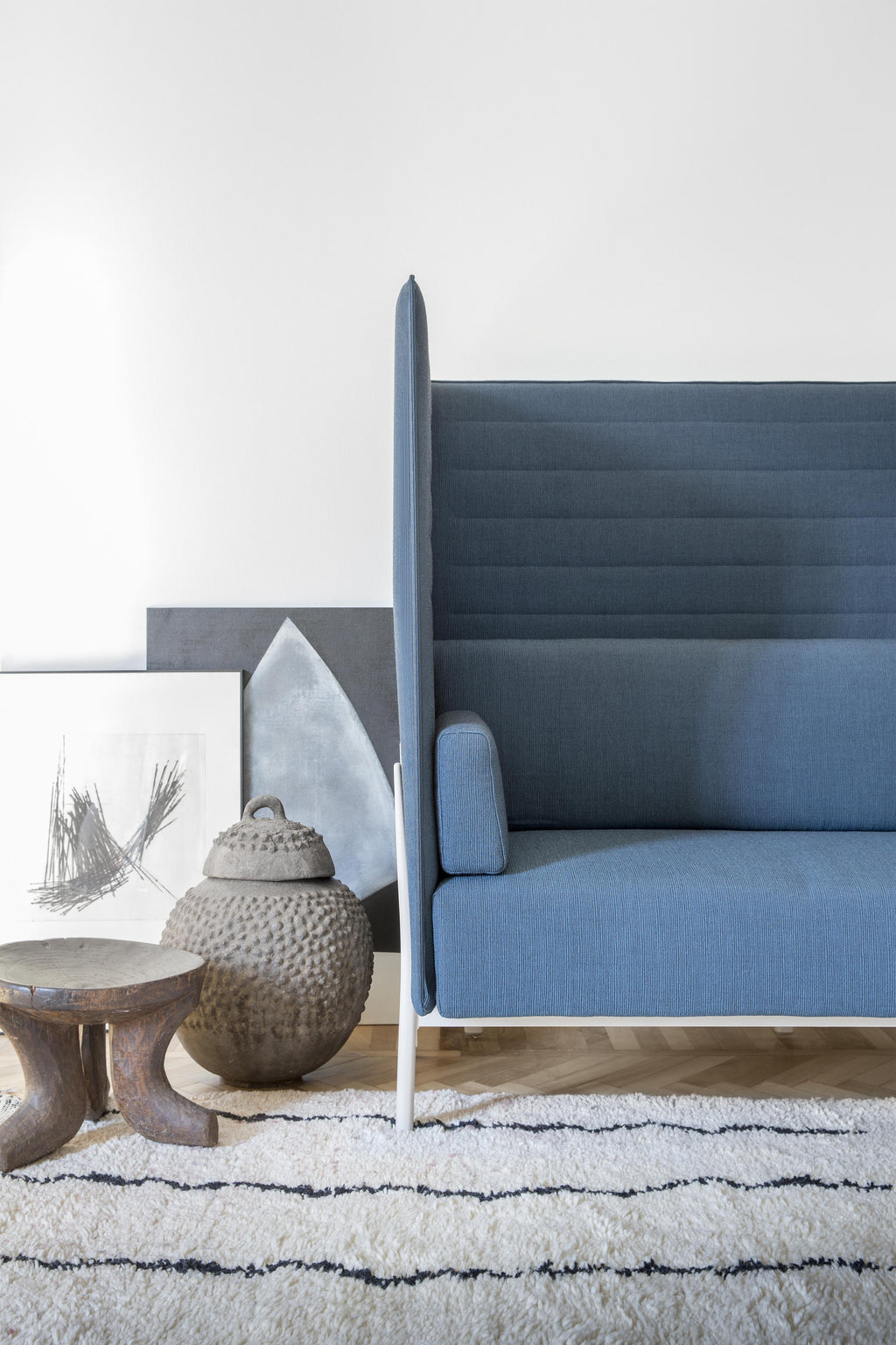 https://a.1stdibscdn.com/alias-863-eleven-high-back-two-seater-sofa-in-grey-with-black-lacquered-frame-for-sale-picture-3/22569652/f_310310621666856298809/_B1R2901_master.jpg