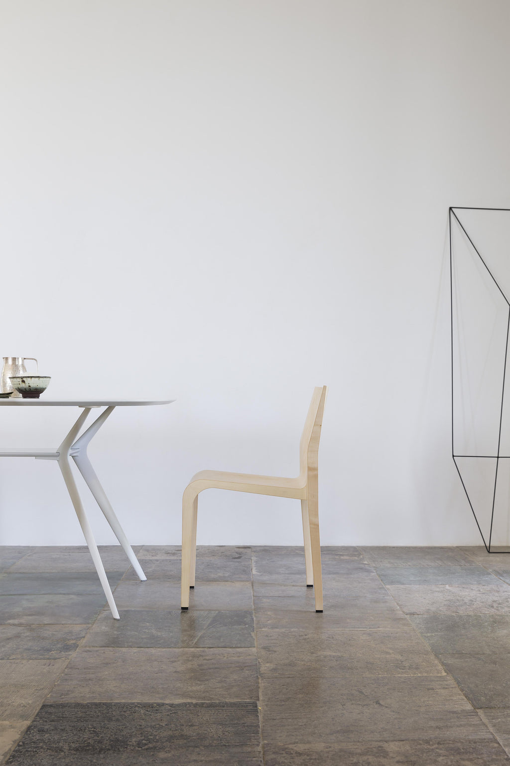 https://a.1stdibscdn.com/alias-301-laleggera-chair-in-black-color-stained-wood-by-riccardo-blumer-for-sale-picture-8/22569652/f_308131021665555237532/_B1R8714_master.jpg