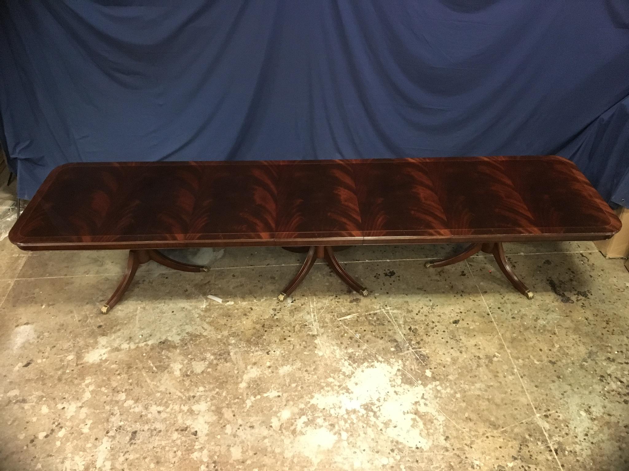 https://a.1stdibscdn.com/custom-large-16-ft-mahogany-georgian-style-dining-table-by-leighton-hall-for-sale-picture-3/f_44162/f_153001811561986827363/B5E46449_1818_4000_B273_2C83E950BFAA_master.jpeg