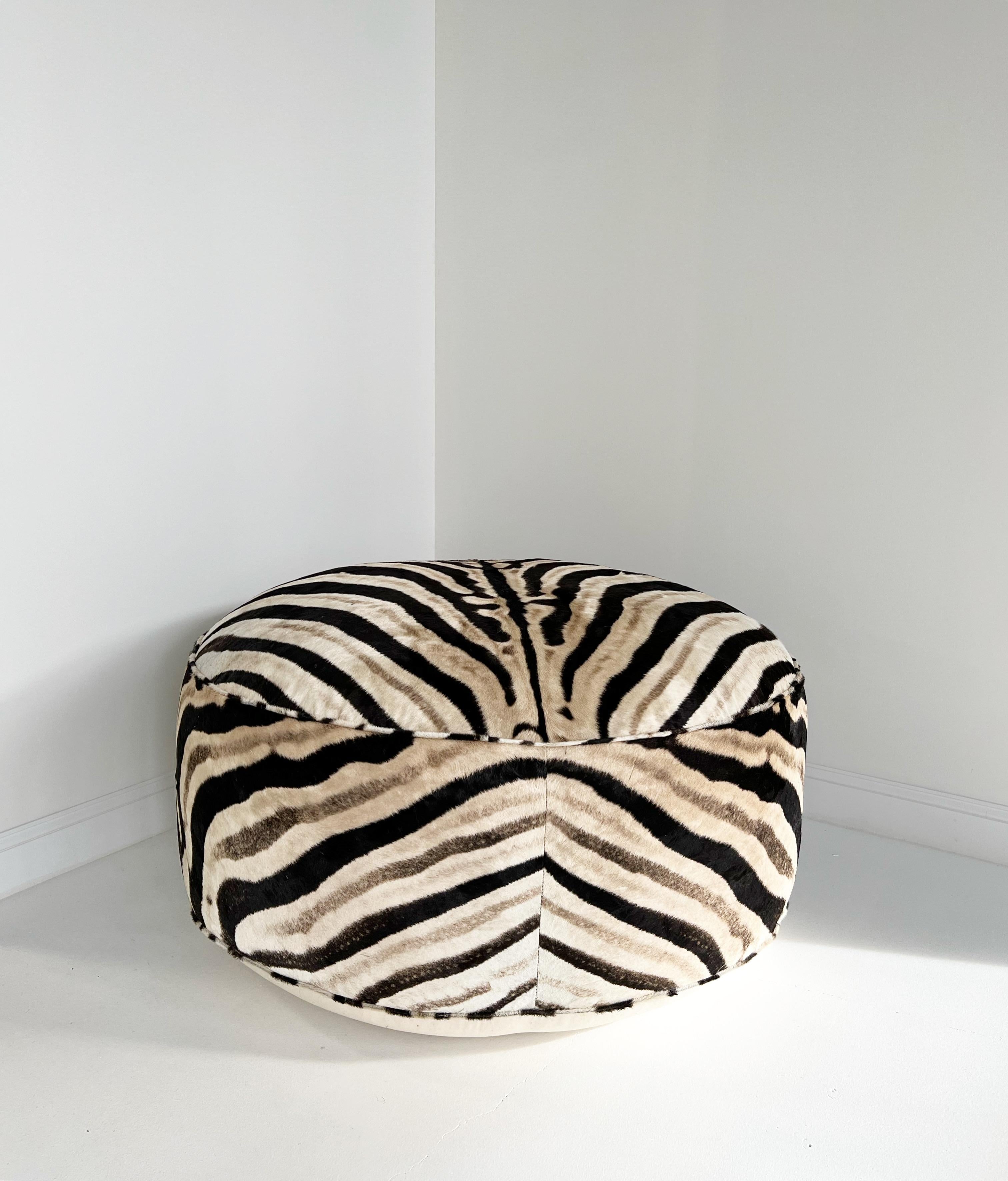 https://a.1stdibscdn.com/the-forsyth-cloud-ottoman-in-zebra-hide-for-sale-picture-14/f_17012/f_219486221659107874344/B9BA3515_33C7_47E7_BC32_04971EB238E9_master.JPG