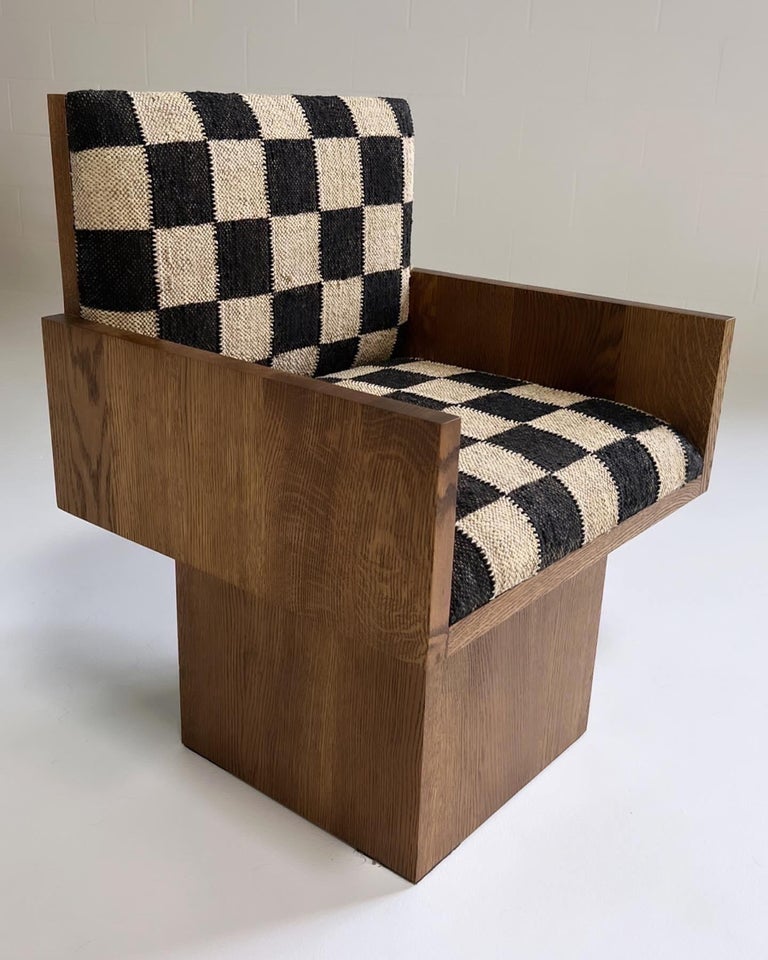 https://a.1stdibscdn.com/the-jmf-chair-by-forsyth-for-sale-picture-7/f_17012/f_325791021675439303914/BA978D41_2CF8_4766_A907_9028364EF939_master.JPG?width=768