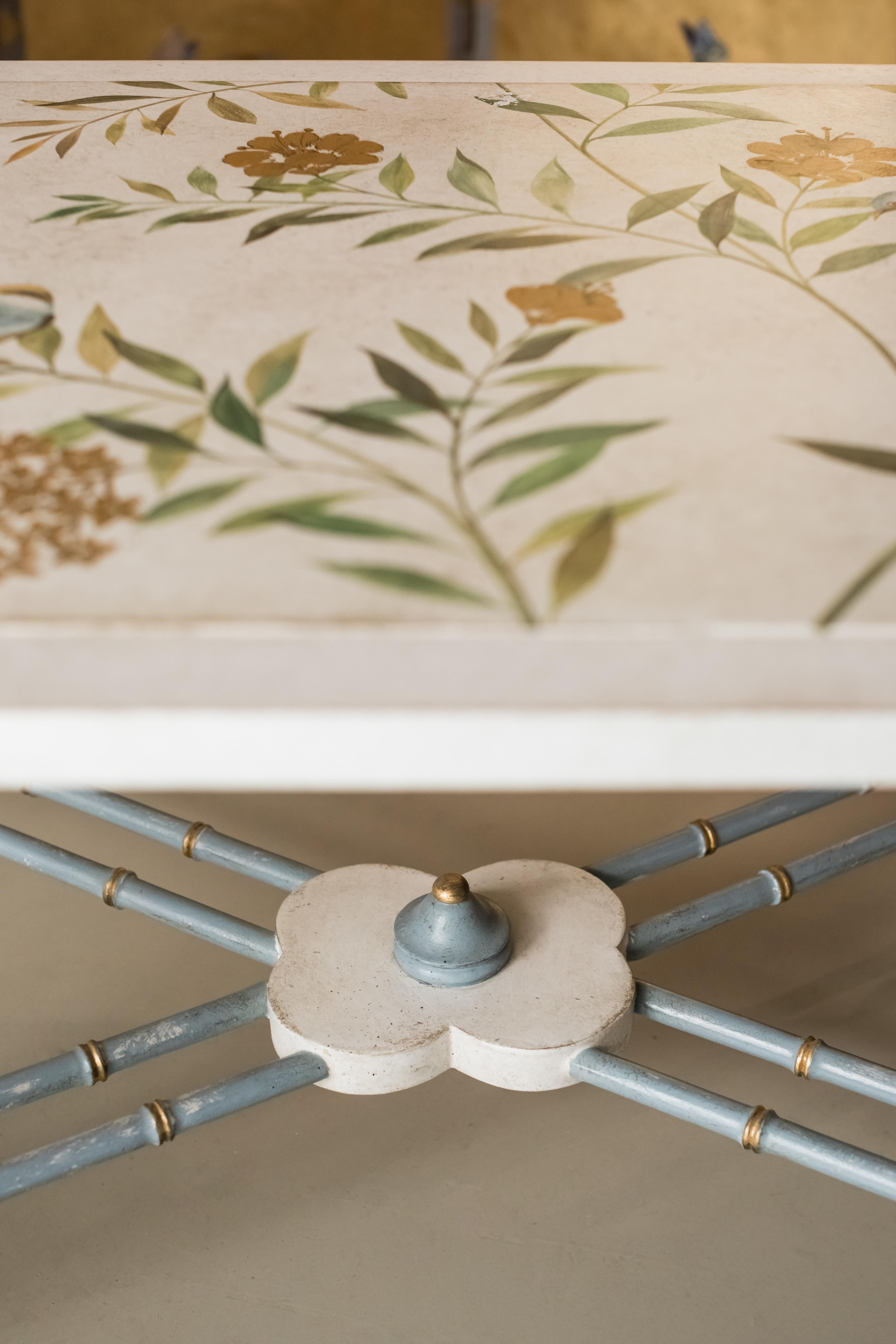 https://a.1stdibscdn.com/18th-century-hand-painted-venetian-style-bamboo-marco-polo-coffee-table-for-sale-picture-4/f_57702/1626791058034/BAMBOO_COFFEE_TABLE_San_Samuele_OLD_showroom_Porte_Italia_Venezia_50__master.jpg