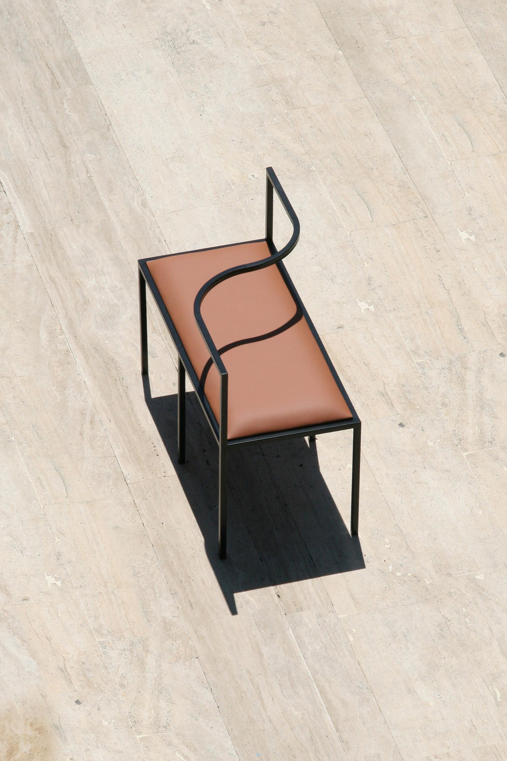 https://a.1stdibscdn.com/21st-century-modern-macka-love-bench-coated-metal-structure-upholstery-for-sale-picture-4/f_69622/f_404785921720126240001/BANK_master.jpg