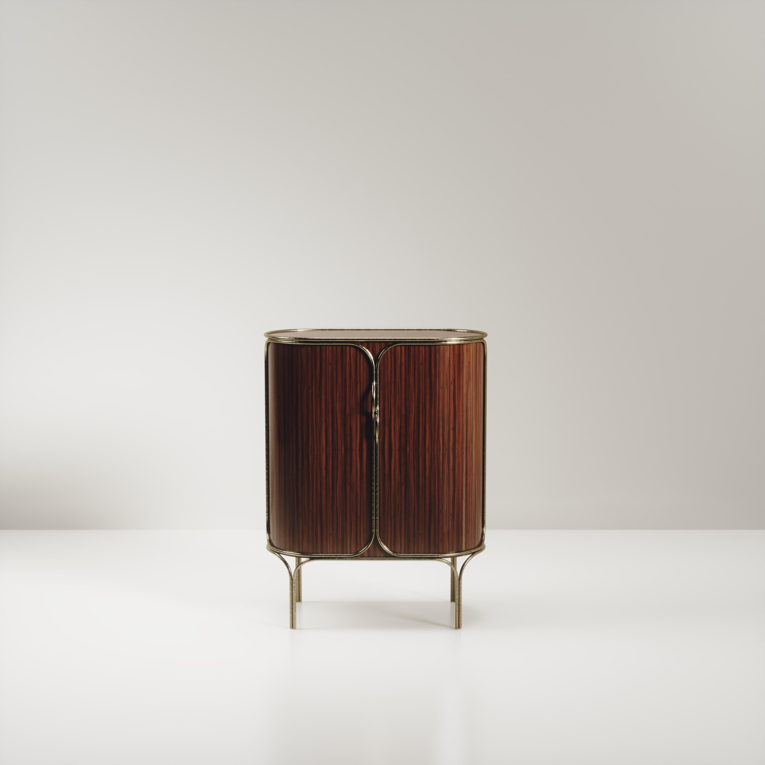 https://a.1stdibscdn.com/macassar-wood-bar-cabinet-with-bronze-patina-brass-details-by-ry-augousti-for-sale-picture-8/f_45491/f_423841121732066157709/BAR_WOOD0001_master.jpg