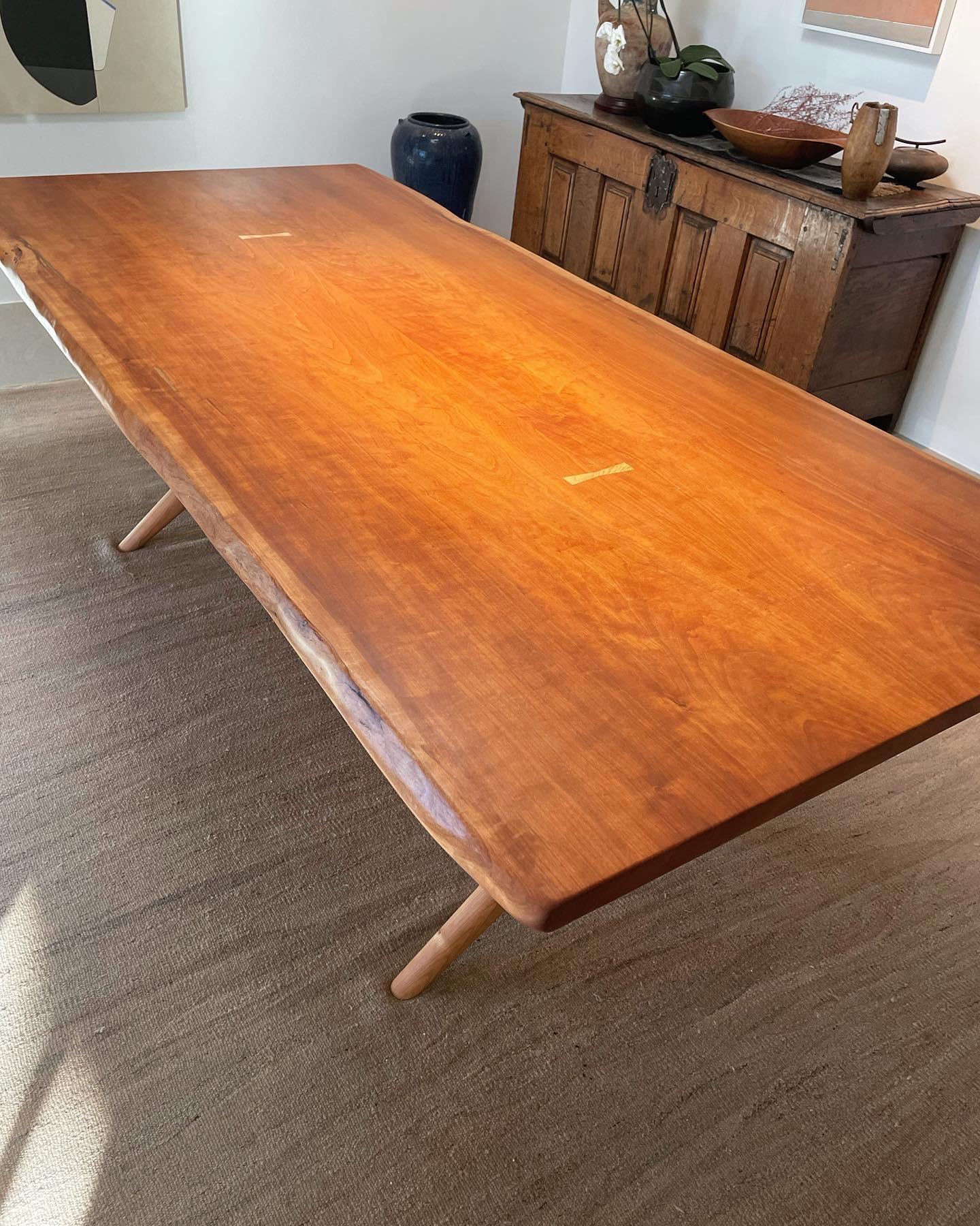 https://a.1stdibscdn.com/dining-table-in-cherry-with-our-x-base-by-boyd-allister-for-sale-picture-3/f_61282/f_269642521642535558067/BB1F094E_518A_4DE4_807E_5079EFD4189F_master.jpeg