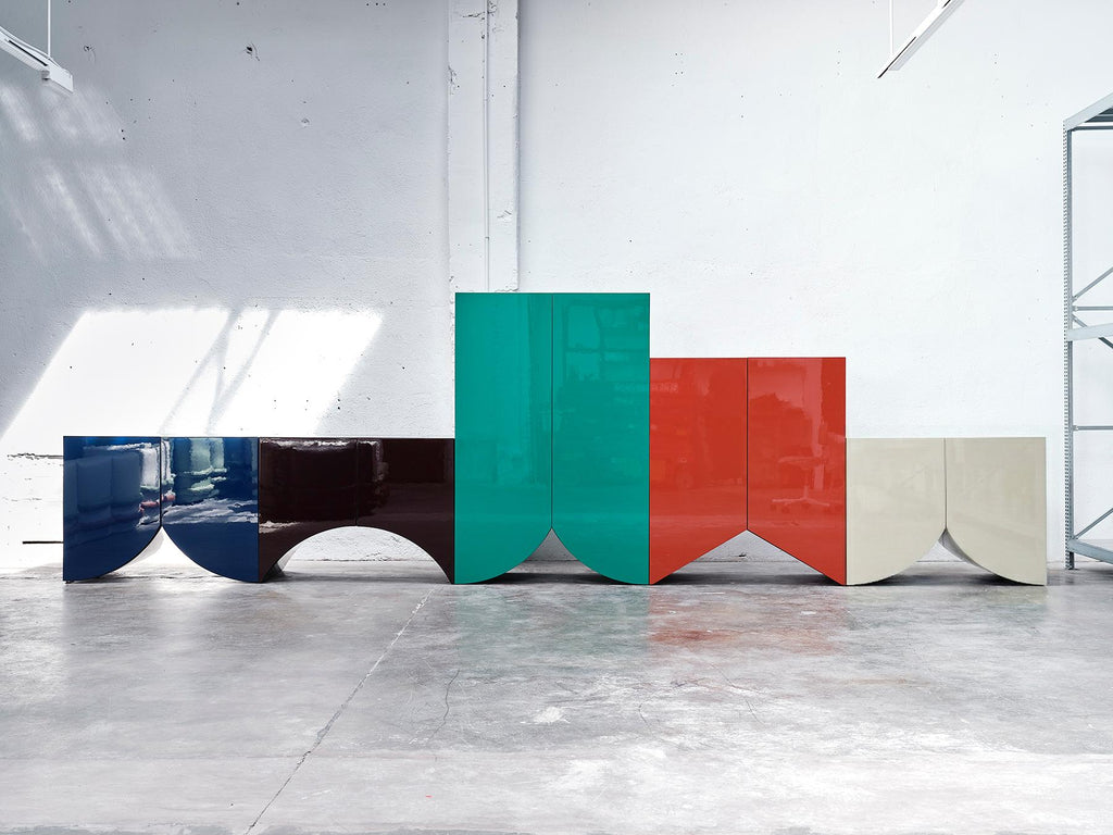 https://a.1stdibscdn.com/contemporary-cabinet-bridges-by-muller-van-severen-medium-oyster-white-for-sale-picture-5/f_31233/f_490039621772190721935/BD_BRIDGES_CABINET_PHOTOGROUP_MULLERVANSEVEREN_4_master.jpg