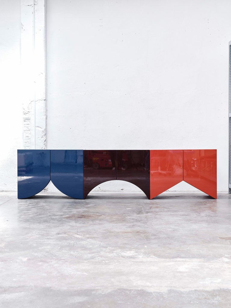 https://a.1stdibscdn.com/contemporary-cabinet-bridges-by-muller-van-severen-small-curtain-red-for-sale-picture-9/f_31233/f_429045221735037231670/BD_BRIDGES_CABINET_PHOTOGROUP_MULLERVANSEVEREN_SSIZE_master.jpg?width=768