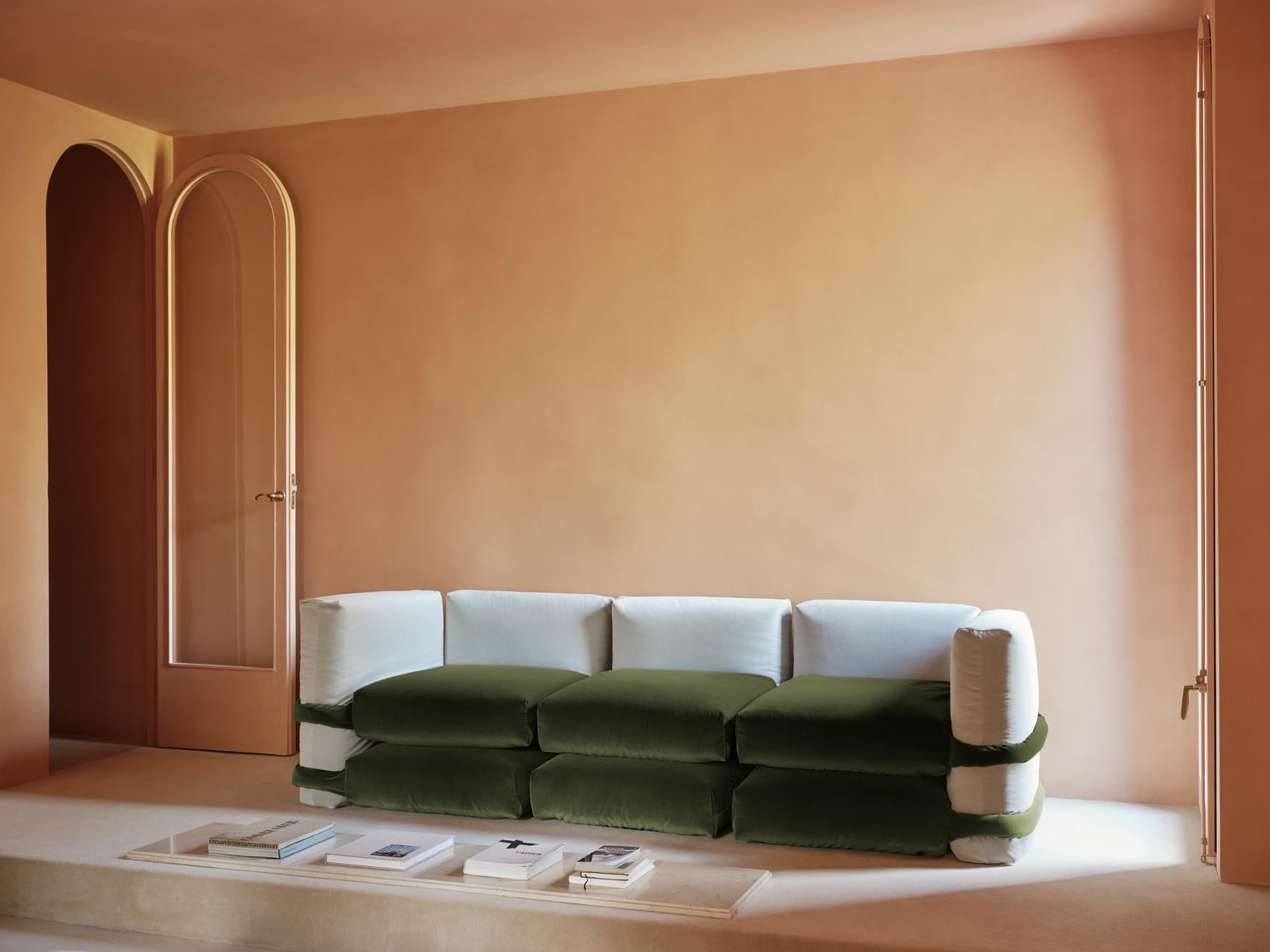 https://a.1stdibscdn.com/customizable-sofa-2-modules-pillow-by-muller-van-severen-green-velvet-for-sale-picture-8/f_31233/f_486770021770310587171/BD_Pillow_Maharam_Green_MullerVanSeveren_master.jpg