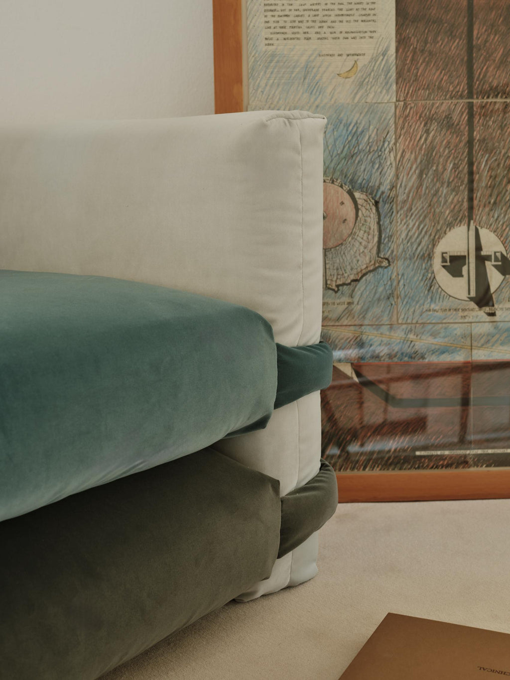 https://a.1stdibscdn.com/customizable-sofa-2-modules-pillow-by-muller-van-severen-green-velvet-for-sale-picture-6/f_31233/f_486770021770310586424/BD_Pillow_Maharam_MullerVanSeveren_8_master.jpg