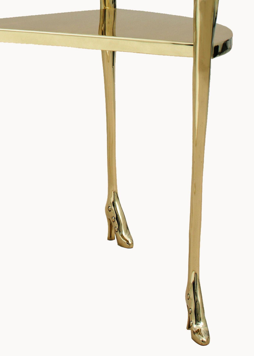 https://a.1stdibscdn.com/salvador-dali-leda-armchair-sculpture-for-sale-picture-9/f_14272/f_391940521712644340012/BD_Product_Leda_armchair4_f0510f93a1_master.jpg