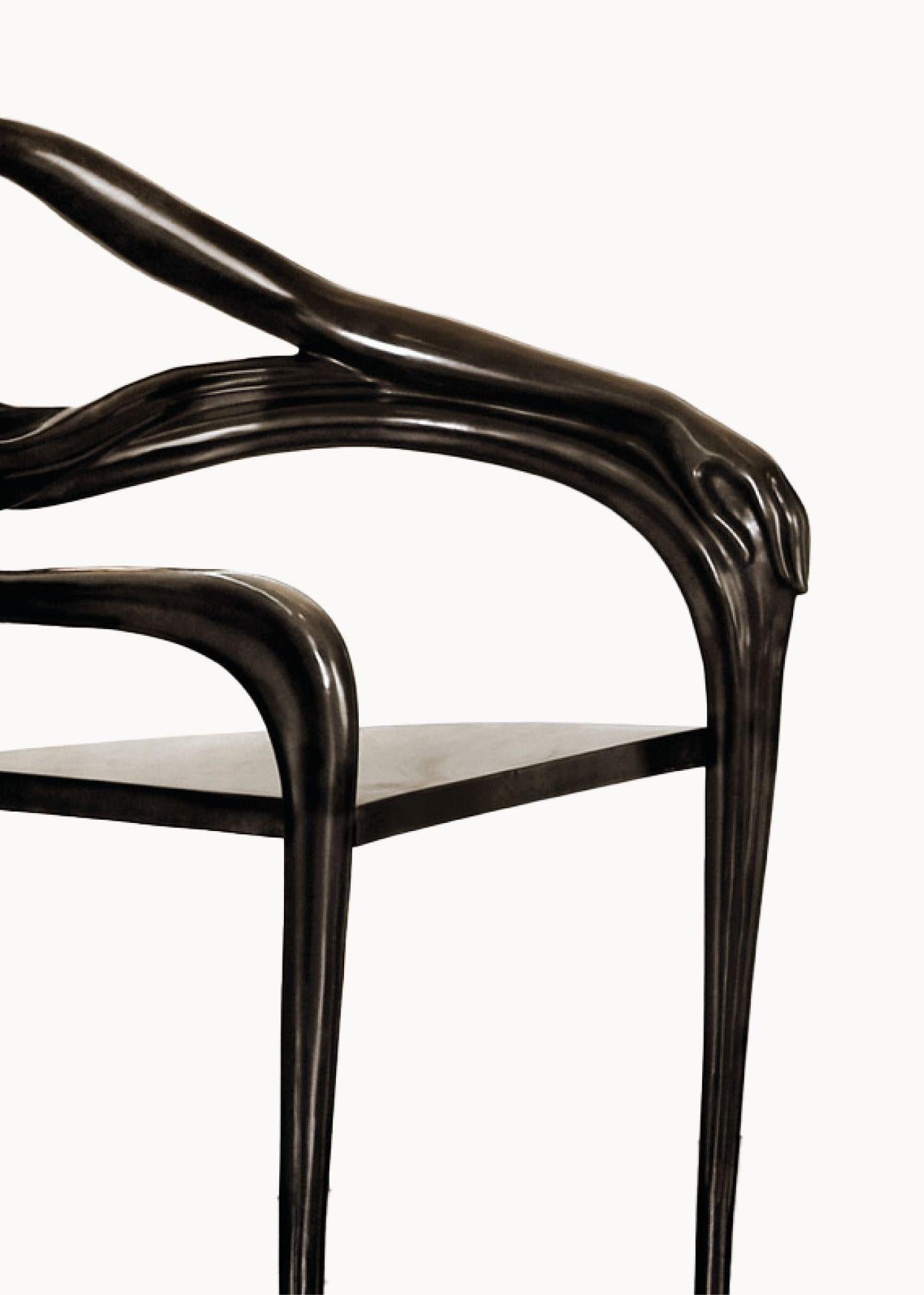 https://a.1stdibscdn.com/salvador-dali-surrealist-leda-armchair-sculpture-black-label-limited-edition-for-sale-picture-4/f_14272/f_391514221712643771967/BD_Product_Leda_chair_black3_cae2d55106_master.jpg