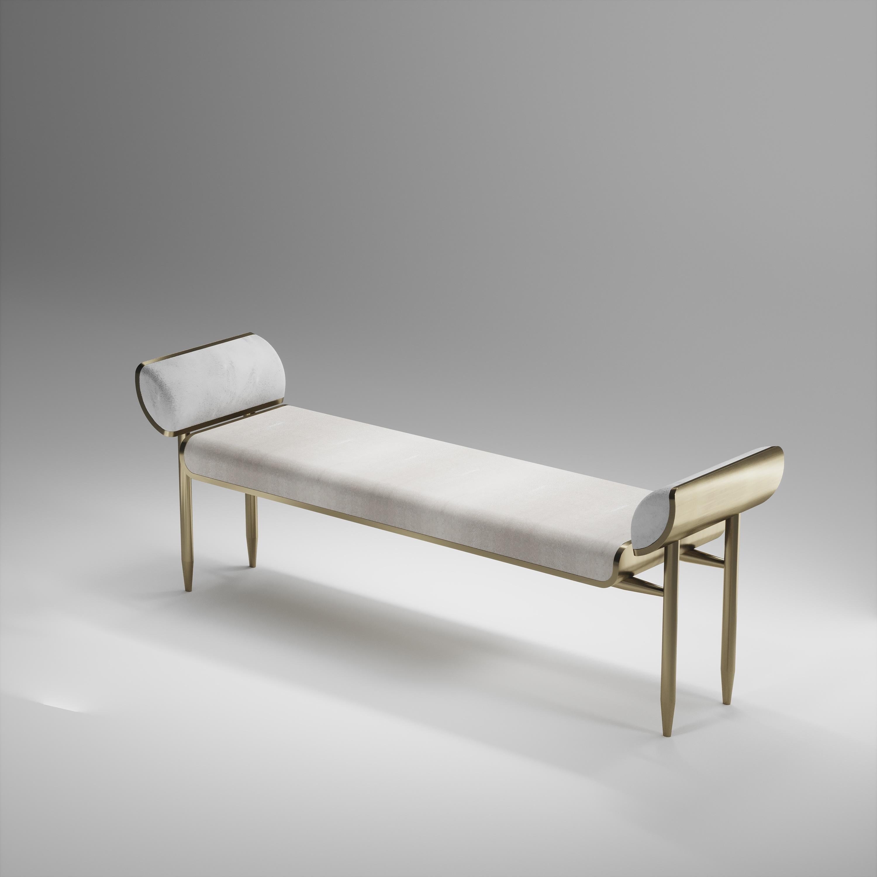 https://a.1stdibscdn.com/shagreen-bench-with-bronze-patina-brass-and-fur-upholstery-by-kifu-paris-for-sale-picture-2/f_45491/f_237783521623148592304/BENCH_02_Vue040001_master.jpg